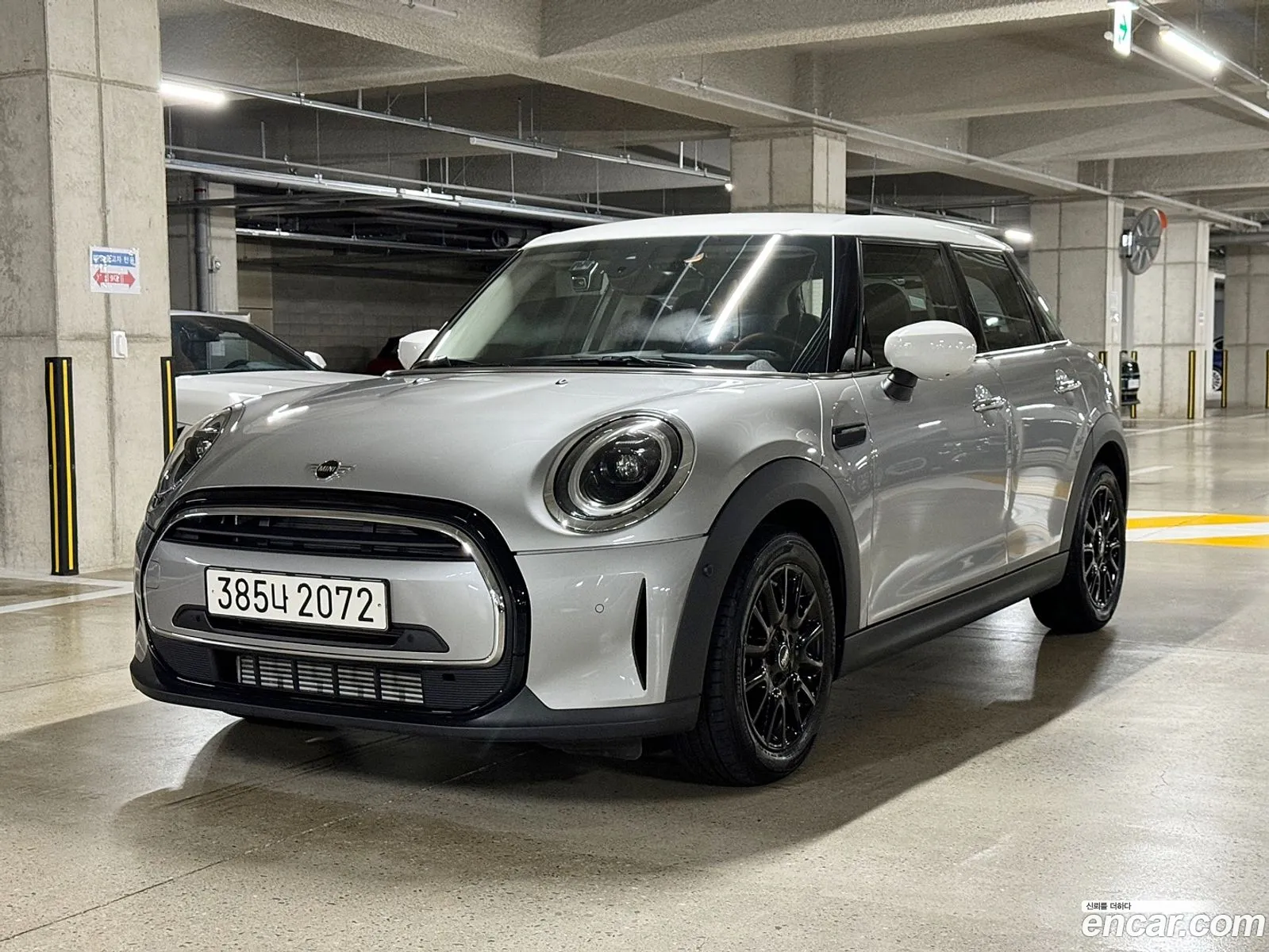 Mini Cooper 5-Door Classic 3Rd Generation - фотография 675765