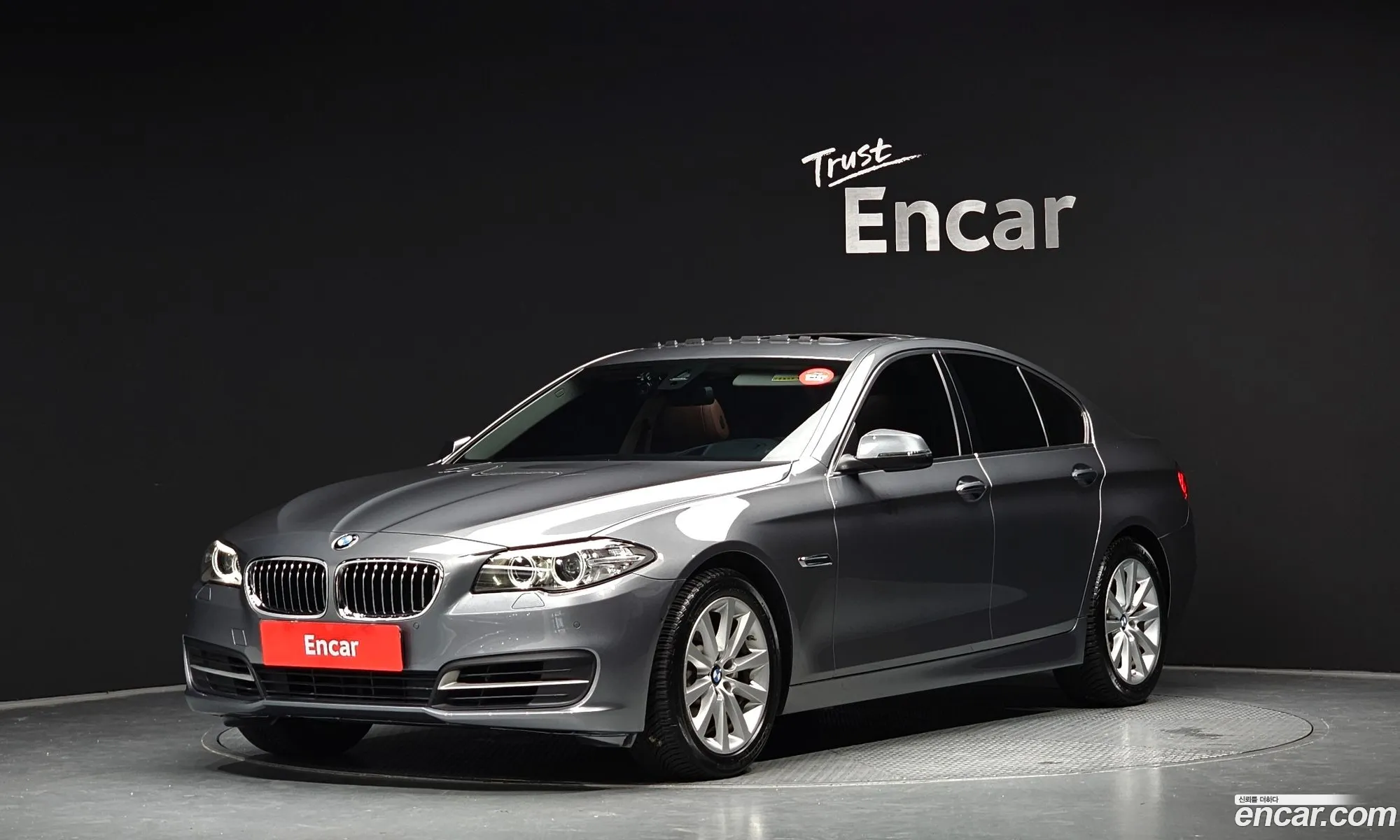 BMW 5 Series F10 528I - фотография 17292893