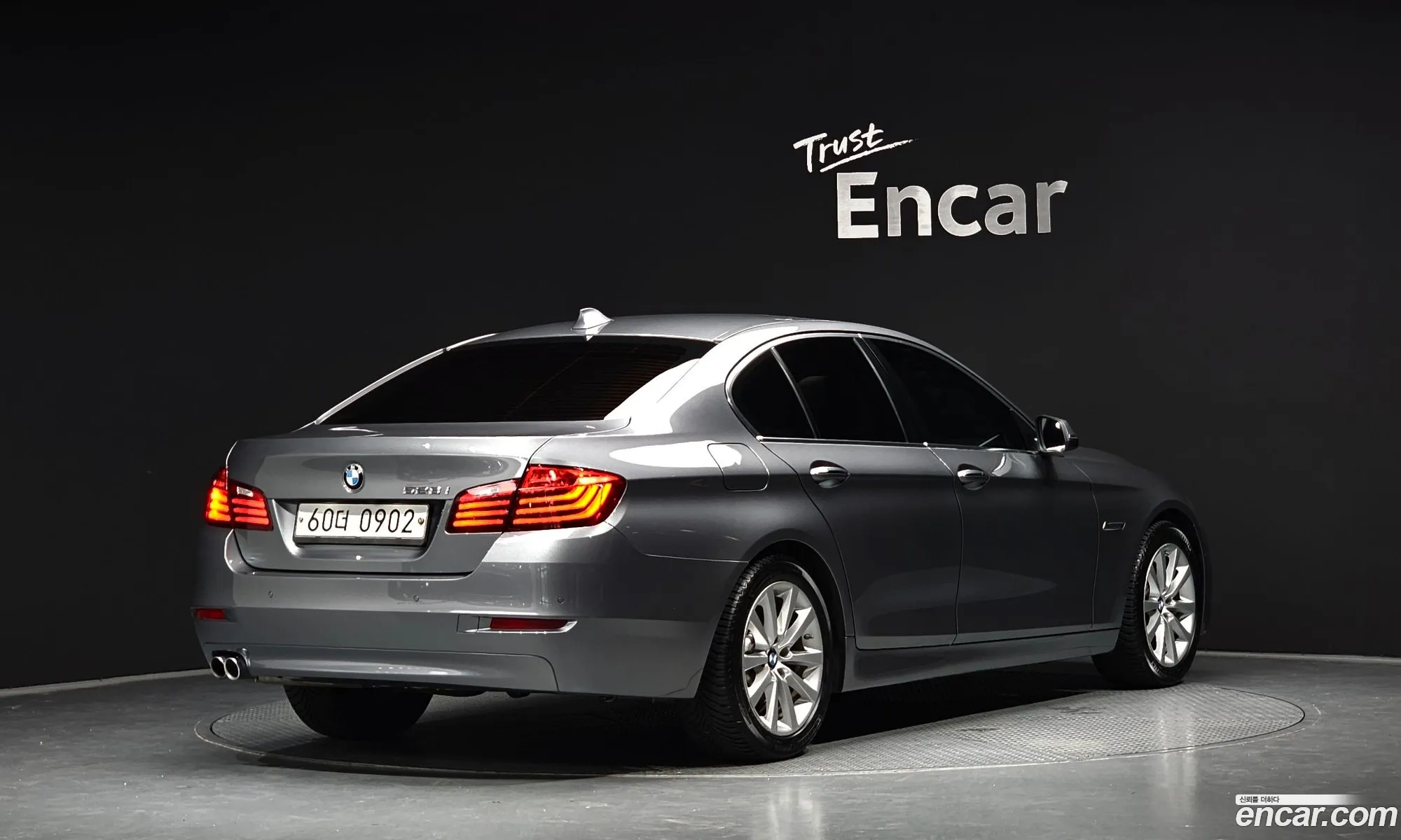 BMW 5 Series F10 528I - фотография 17292894