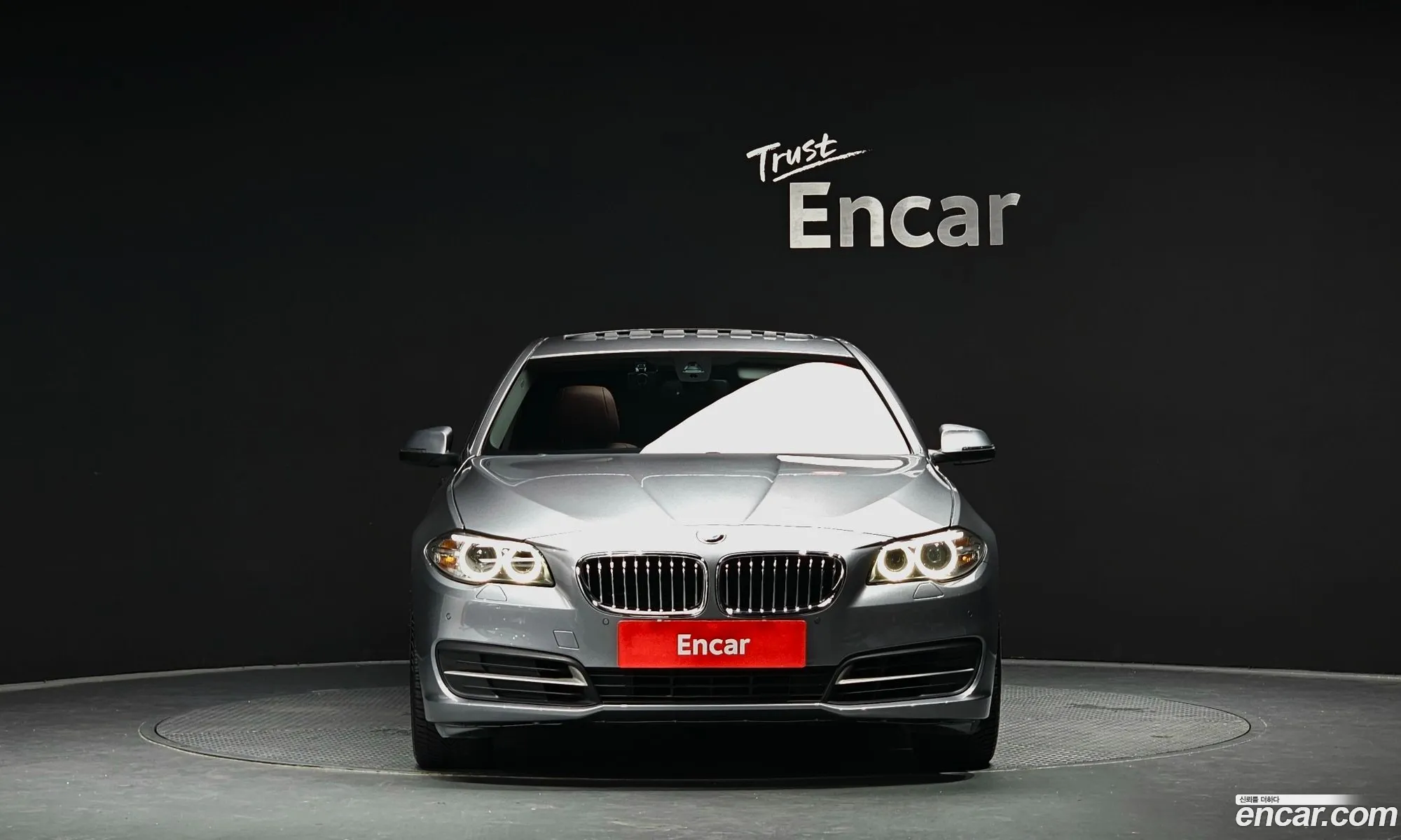 BMW 5 Series F10 528I - фотография 17292895