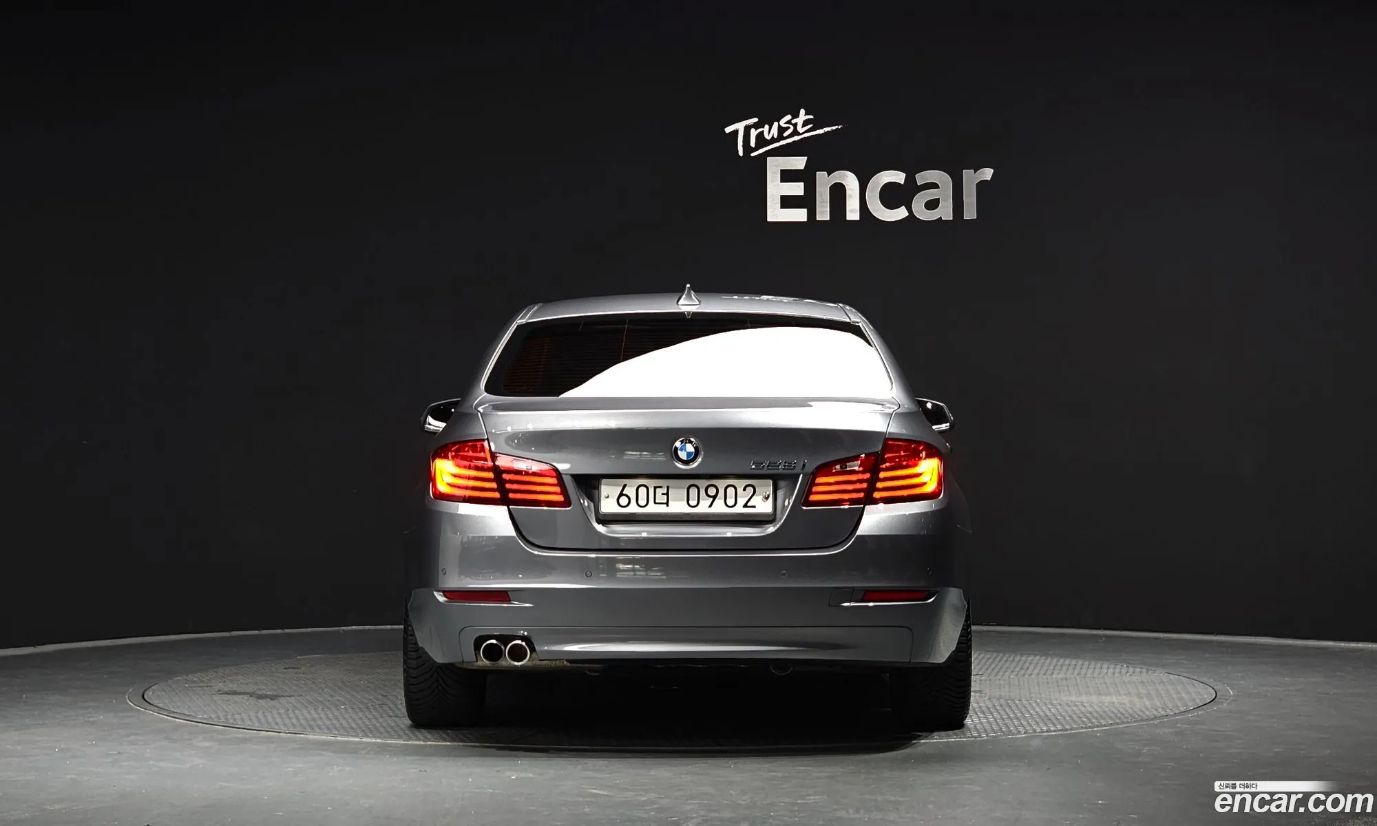 BMW 5 Series F10 528I - фотография 17292896