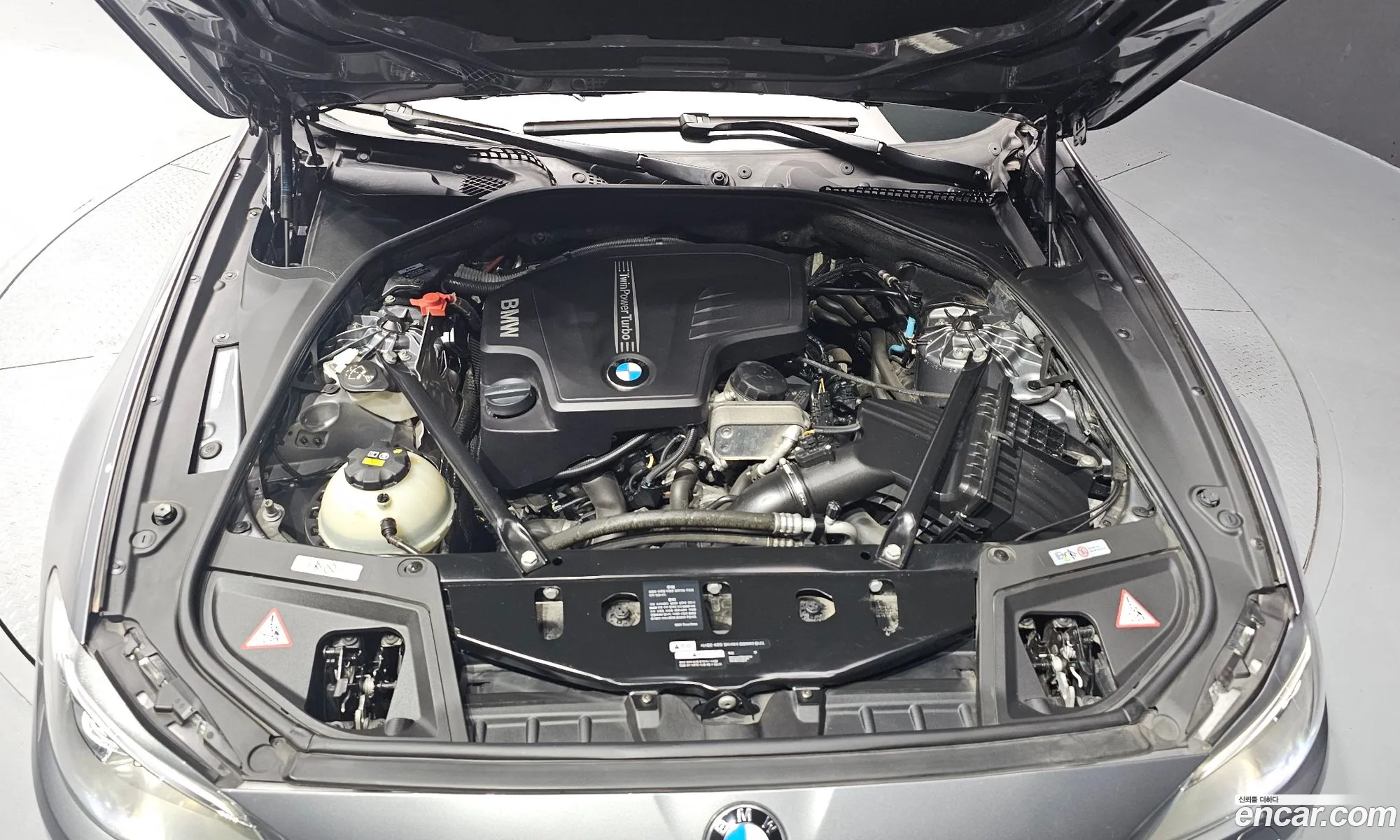 BMW 5 Series F10 528I - фотография 17292898