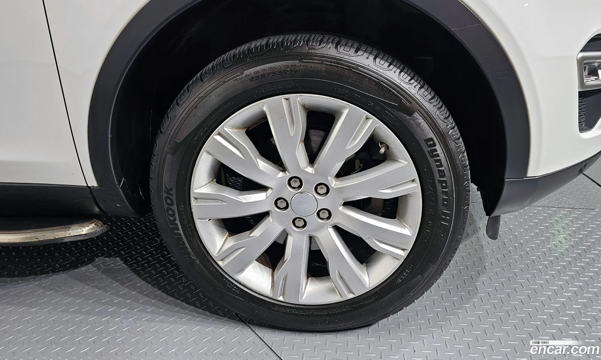 Land Rover Discovery Sport 20 Td4 Hse Luxury - фотография 7324364