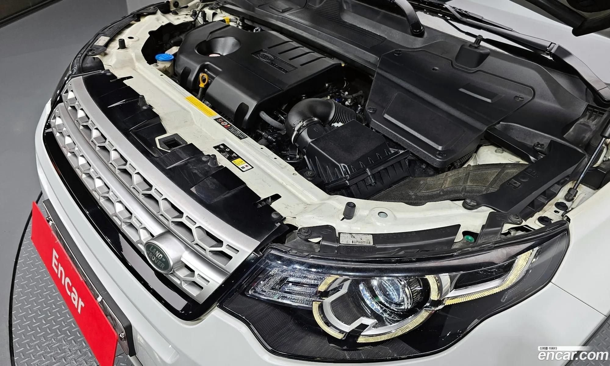 Land Rover Discovery Sport 20 Td4 Hse Luxury - фотография 7324365