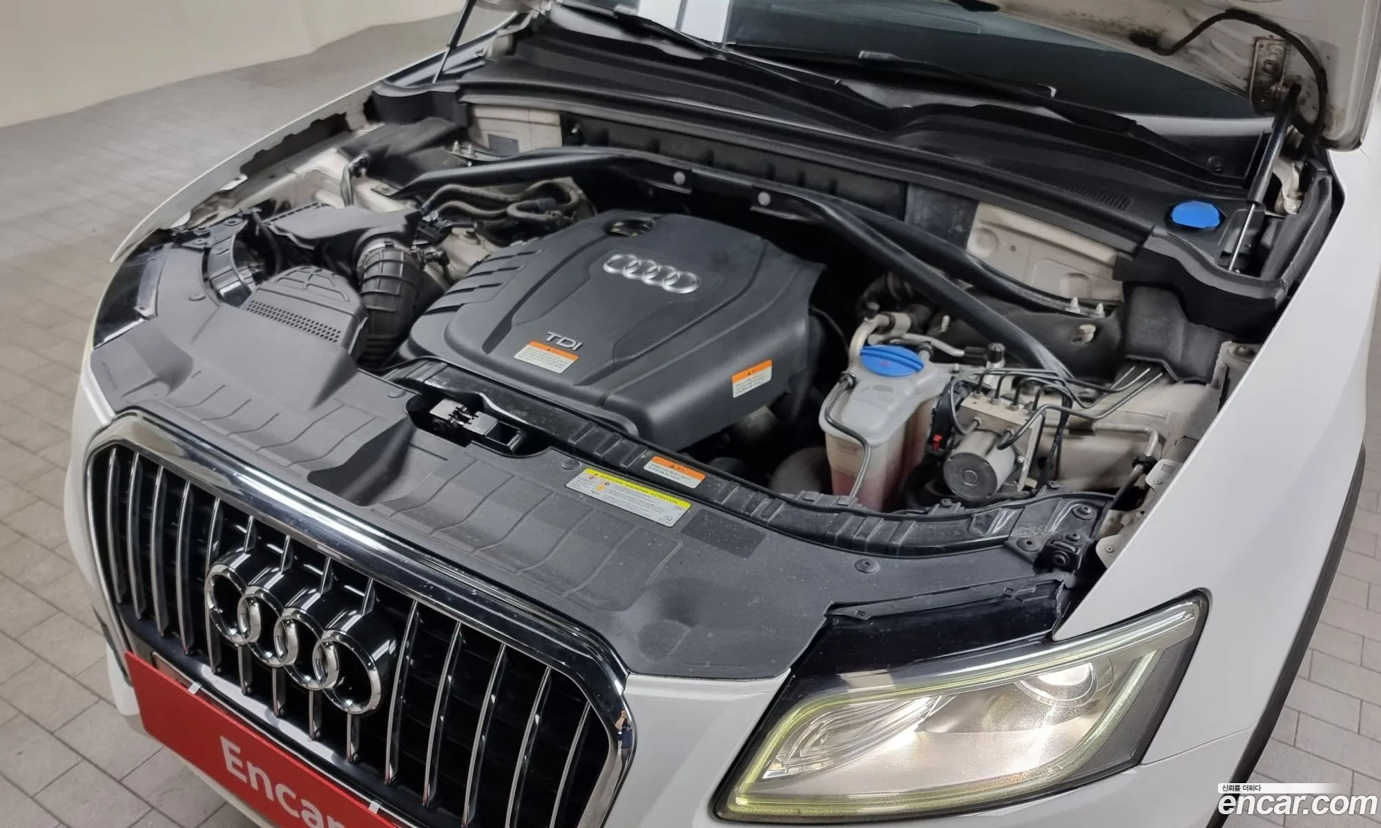 Audi Q5 20 Tdi Quattro Dynamic 8R - фотография 333571