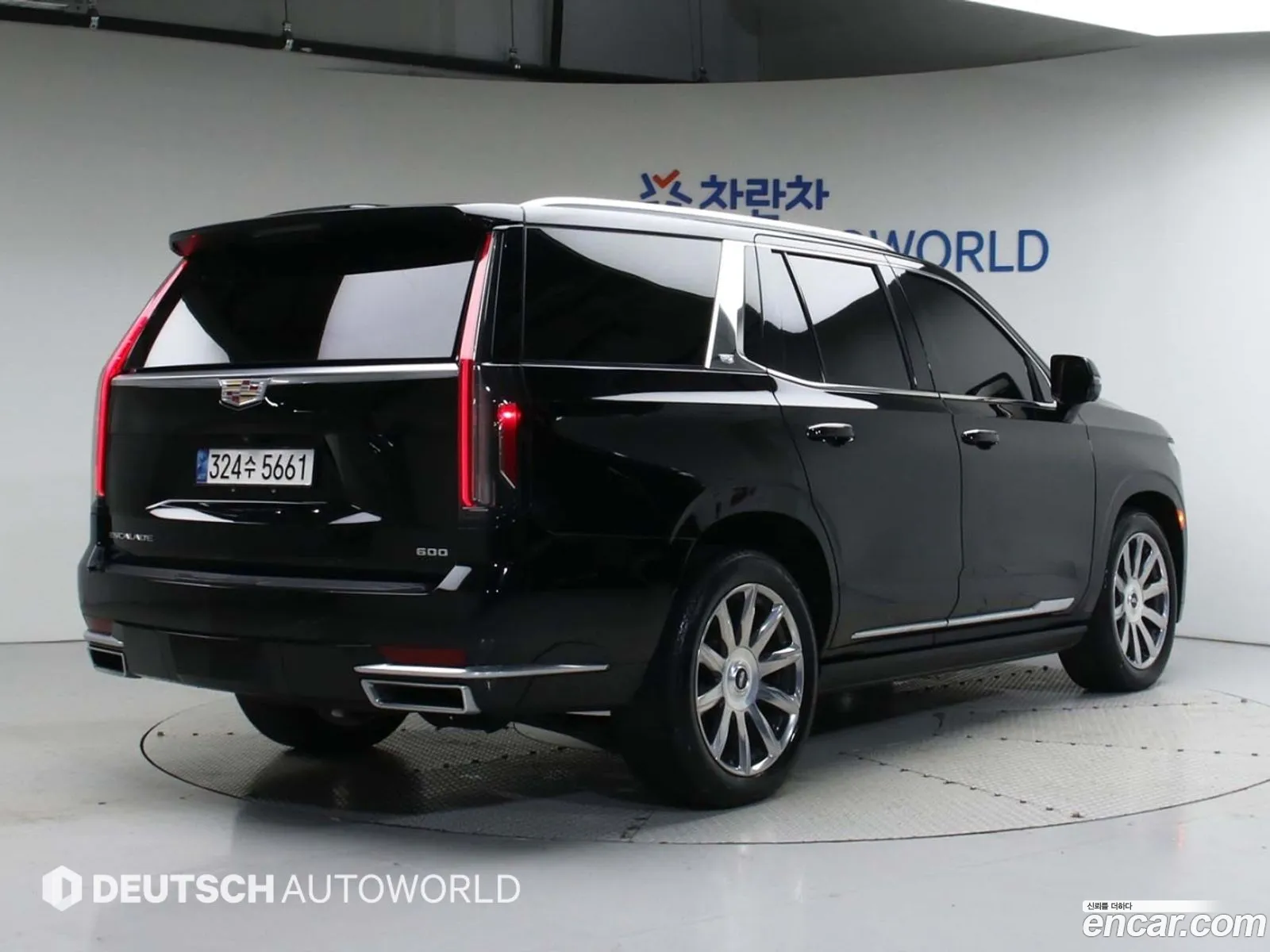 Cadillac Escalade 5Th Generation 62 Premium Luxury Platinum - фотография 4681116