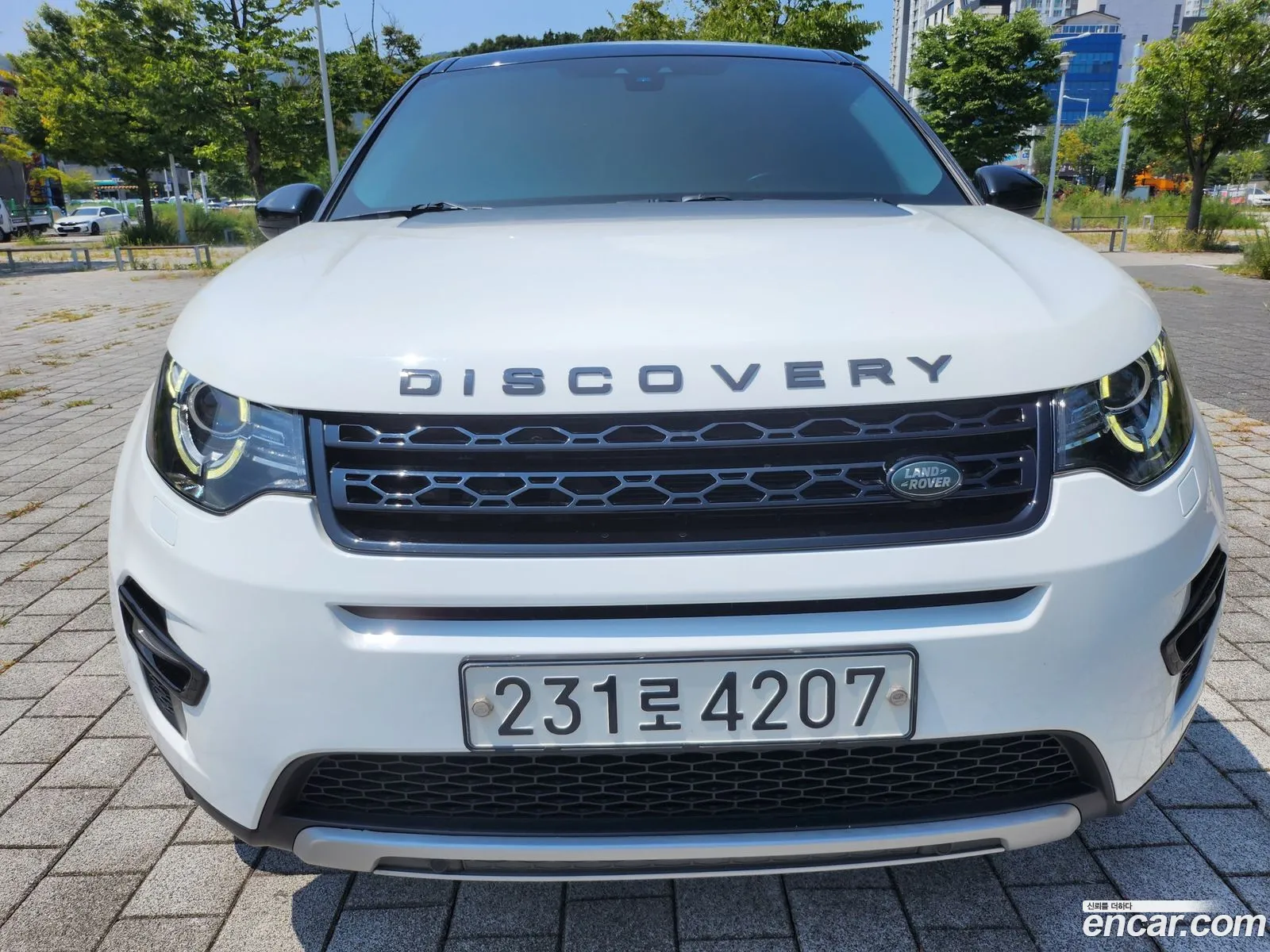 Land Rover Discovery Sport 20 Td4 Hse Luxury - фотография 7324408