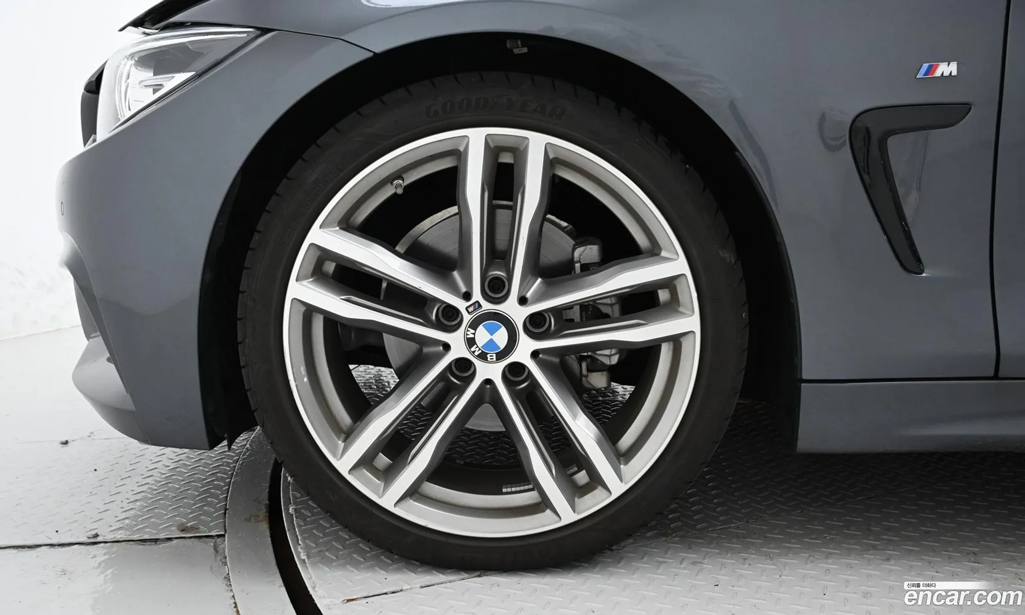 BMW 4 Series F32 420I M Sports Coupe - фотография 4872640