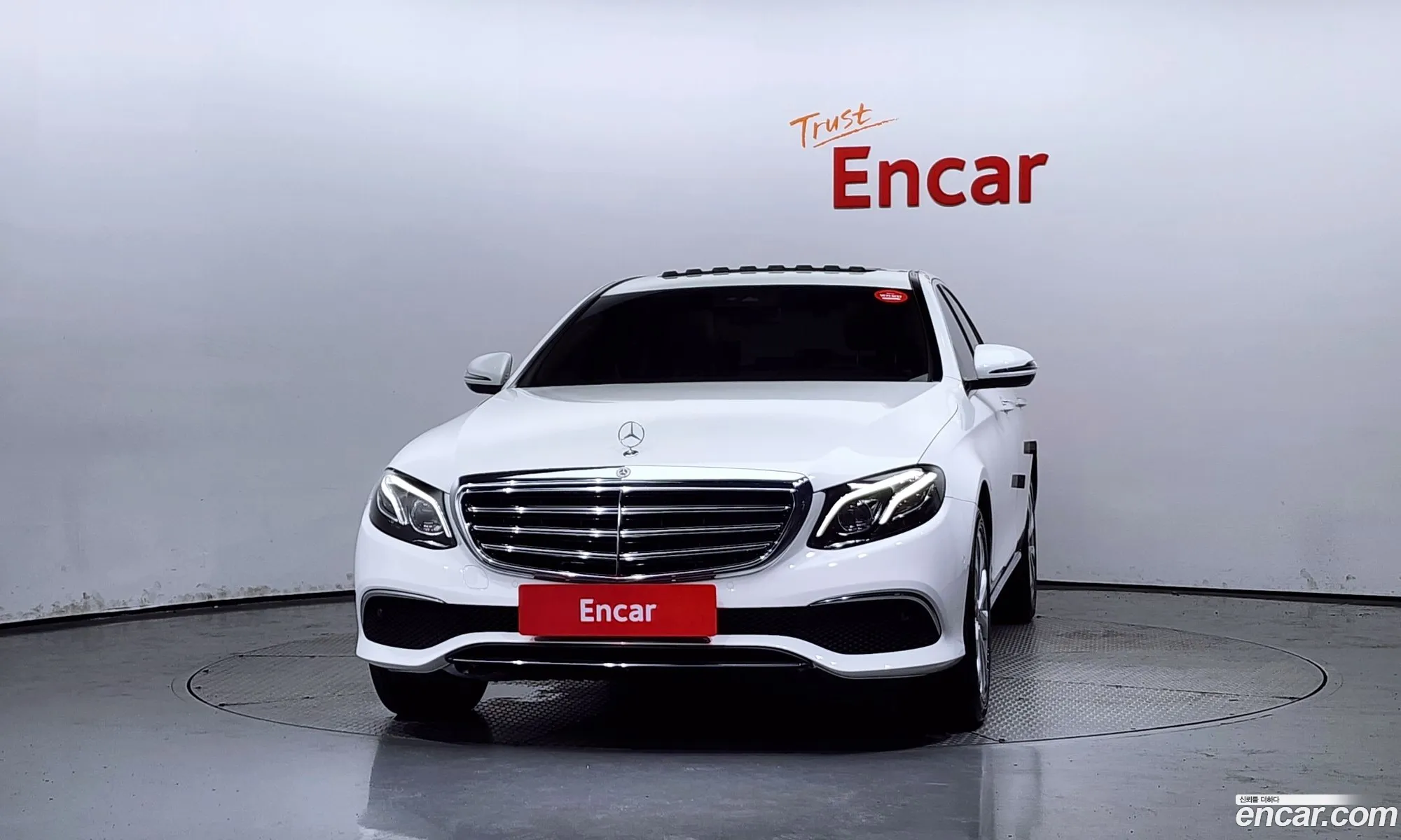 Benz E-Class W213 E220D 4Matic Exclusive - фотография 19113376