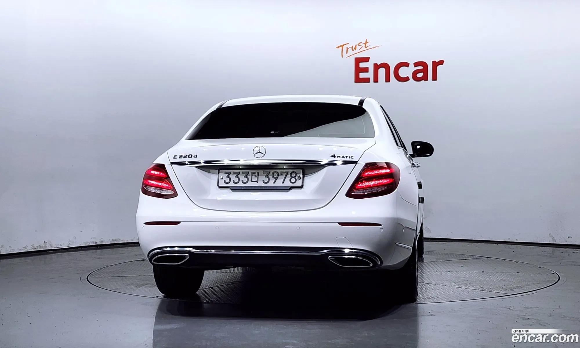 Benz E-Class W213 E220D 4Matic Exclusive - фотография 19113377