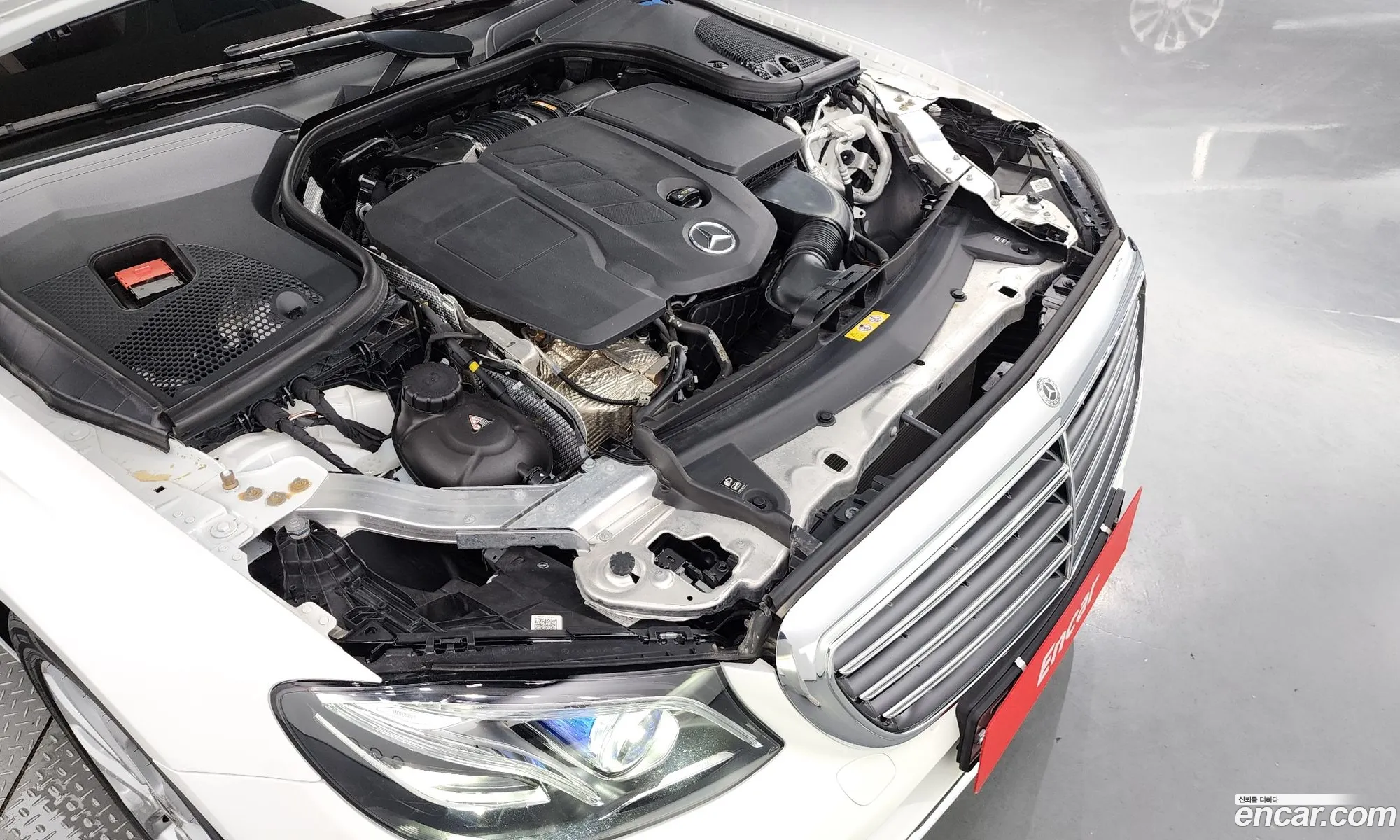 Benz E-Class W213 E220D 4Matic Exclusive - фотография 19113379