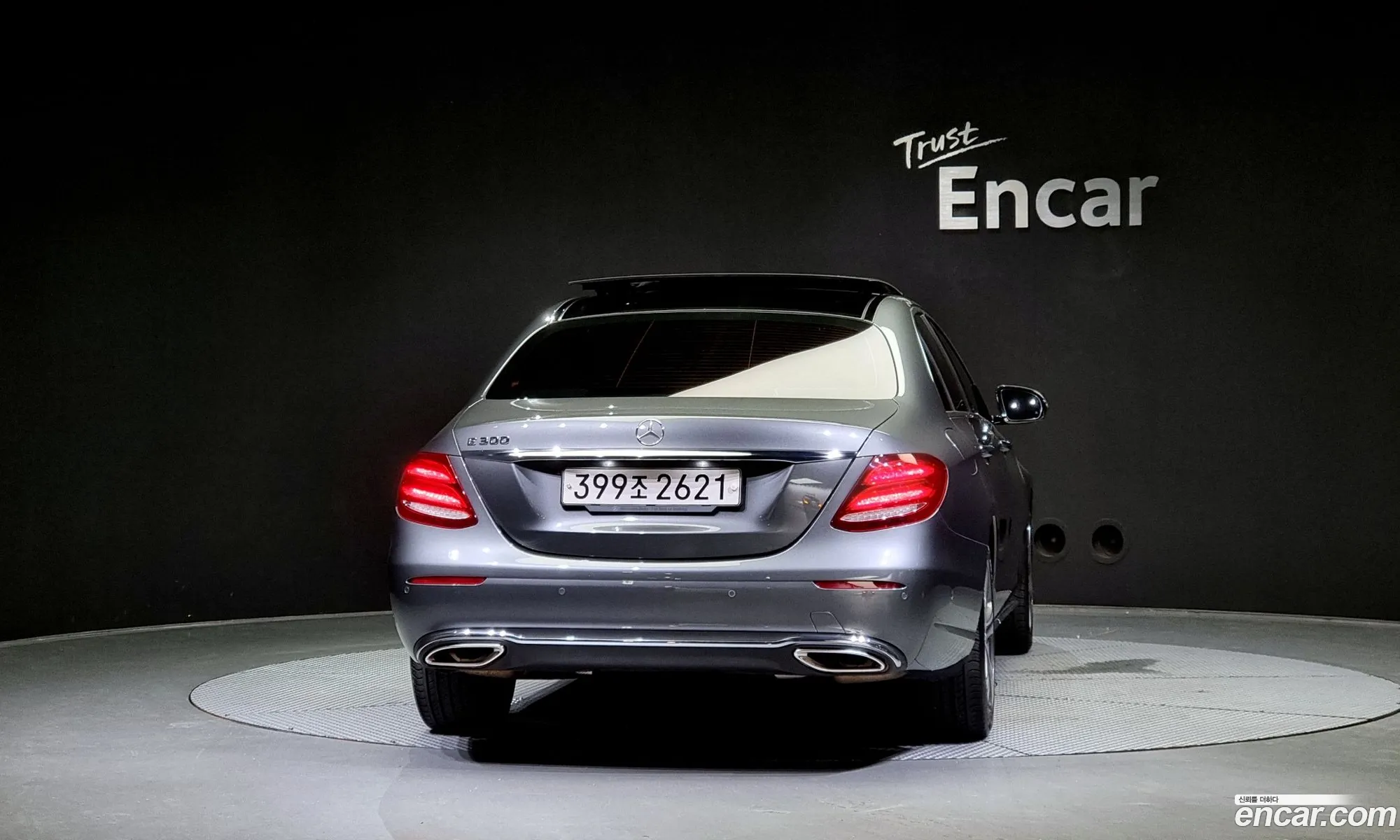 Mercedes E-Class W213 E300 Avantgarde - фотография 19113365