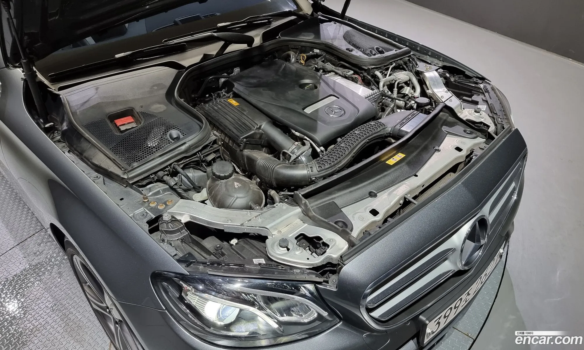 Mercedes E-Class W213 E300 Avantgarde - фотография 19113367