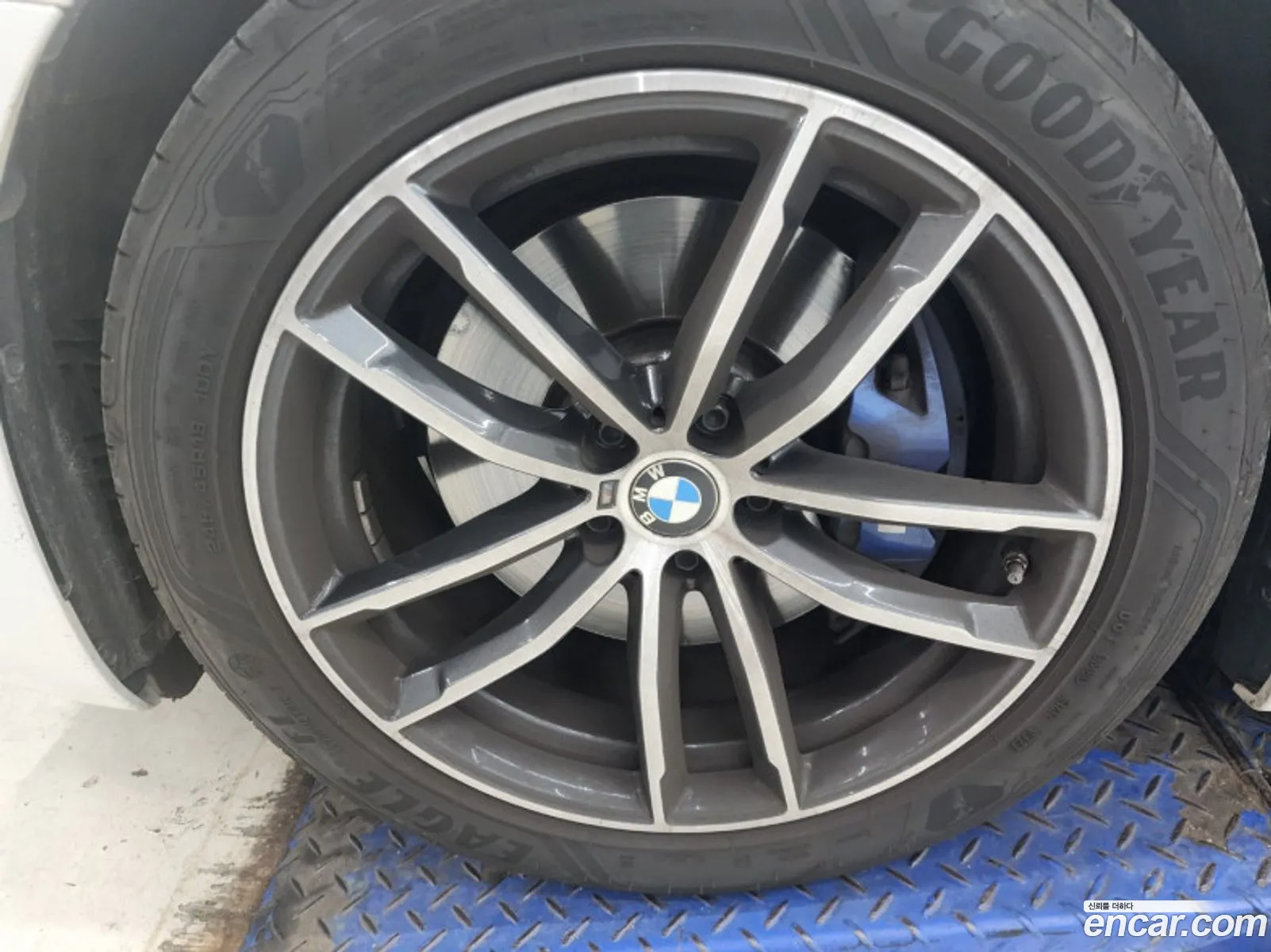 BMW 5 Series G30 520I M Sports - фотография 7373954