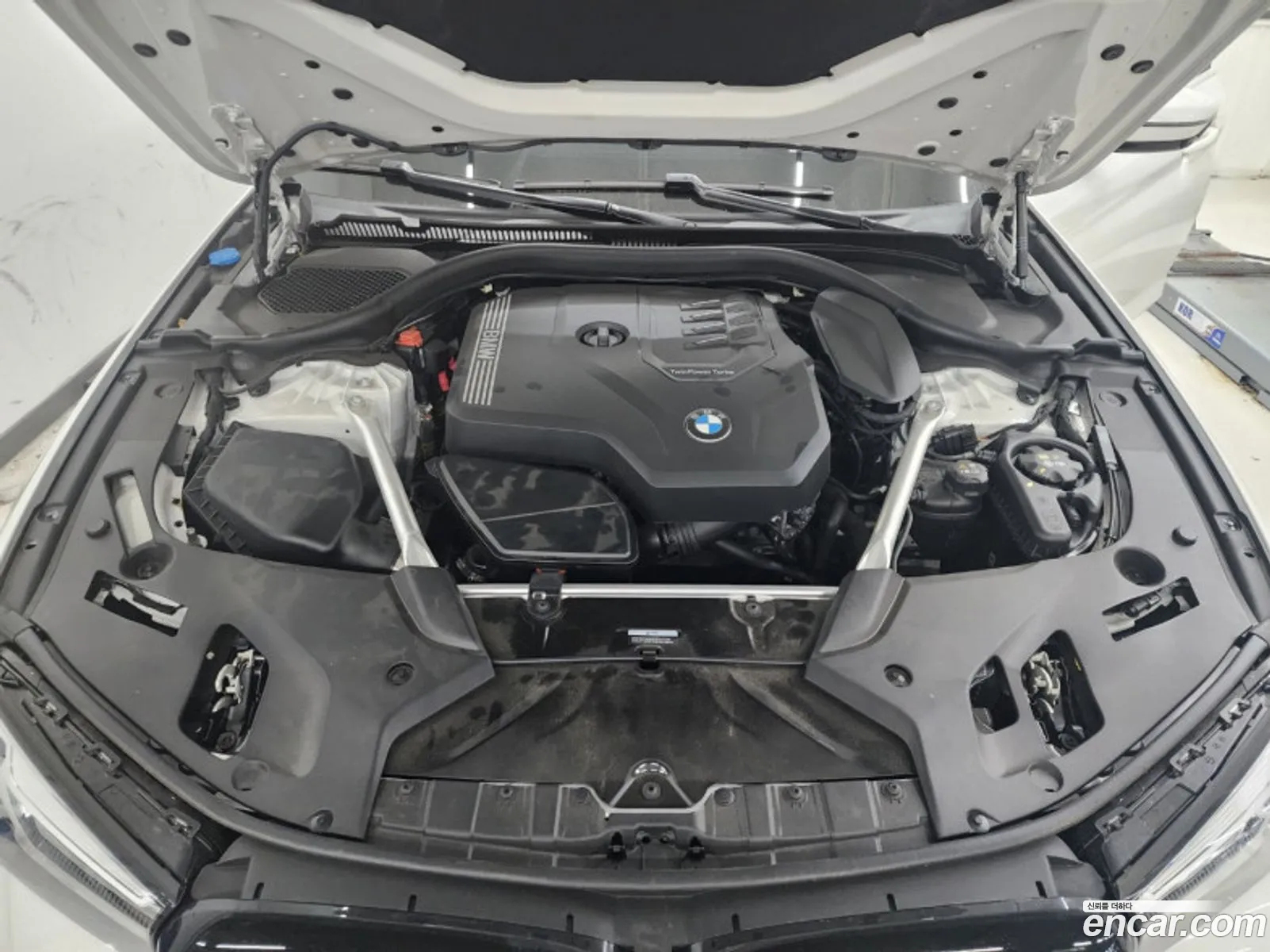 BMW 5 Series G30 520I M Sports - фотография 7373955