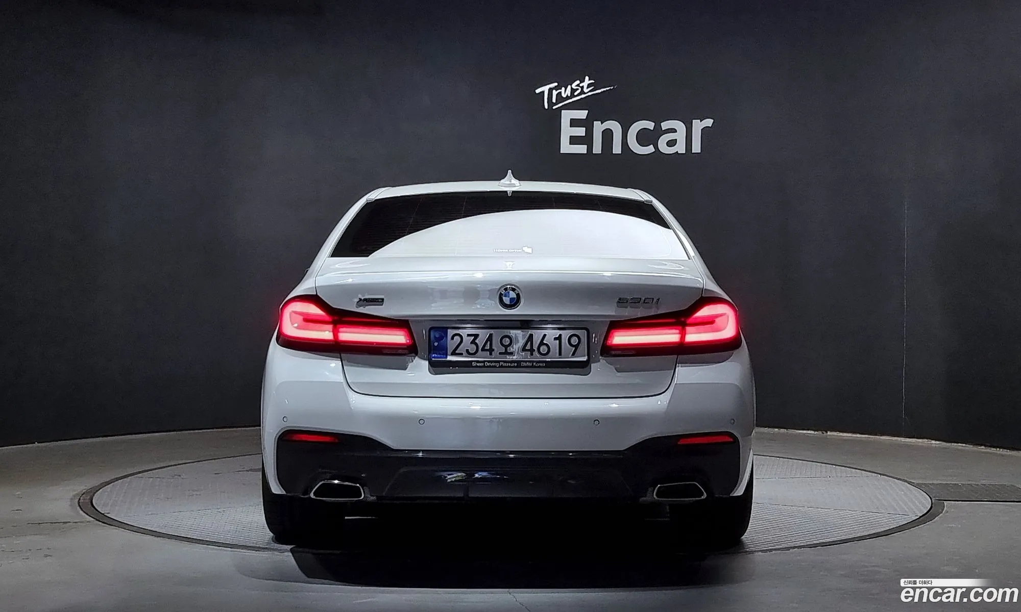 BMW 5 Series G30 530I xDrive M Sports - фотография 5682549