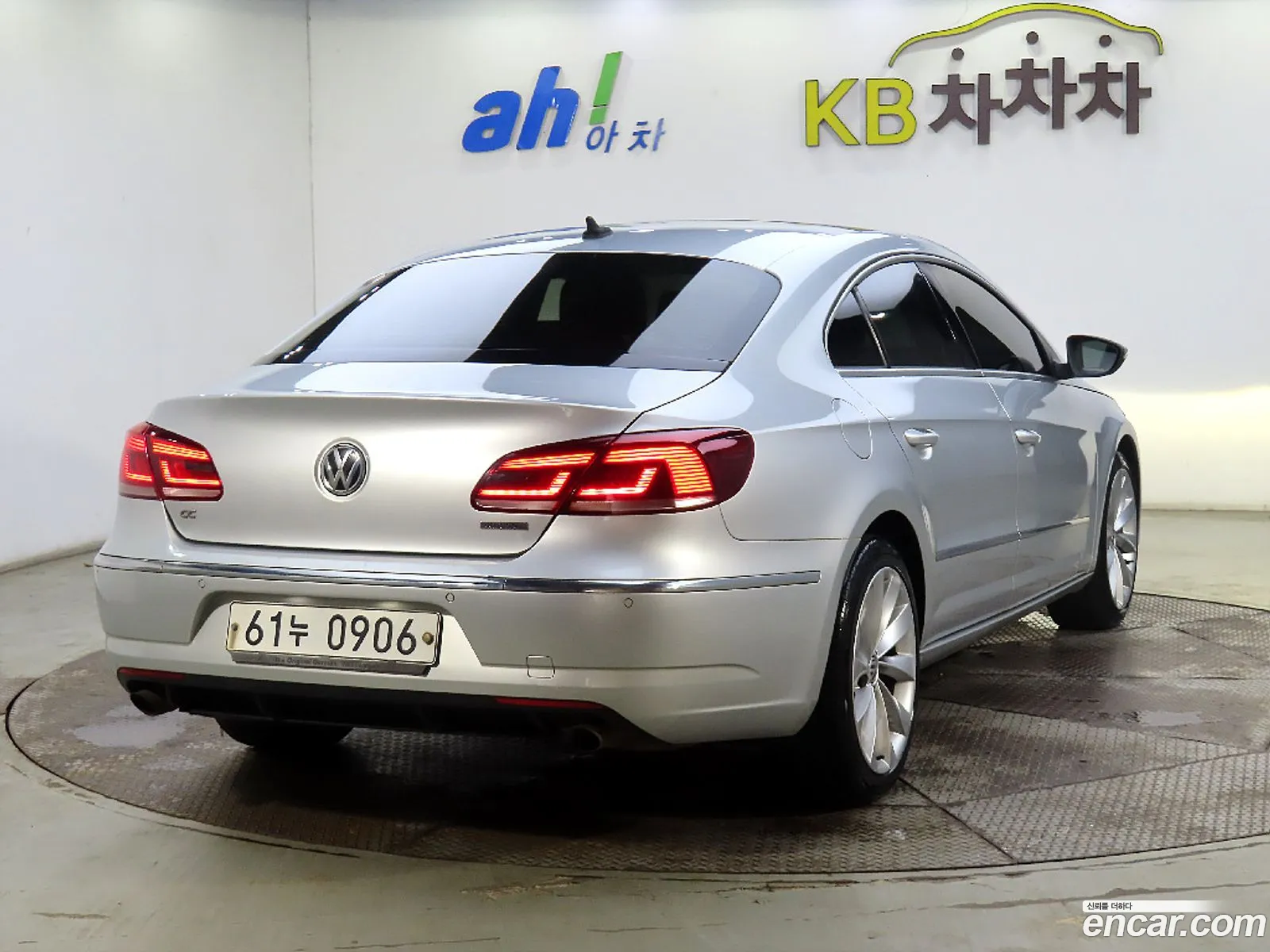 Volkswagen New Cc 20 Tdi Bluemotion 4Motion - фотография 7792061
