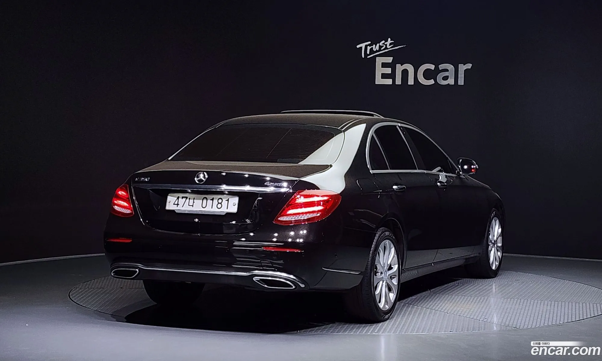 Benz E-Class W213 E220D Exclusive - фотография 19113338