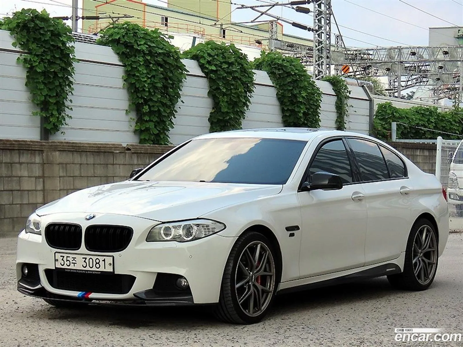 BMW 5 Series F10 520D M Sports - фотография 7035808