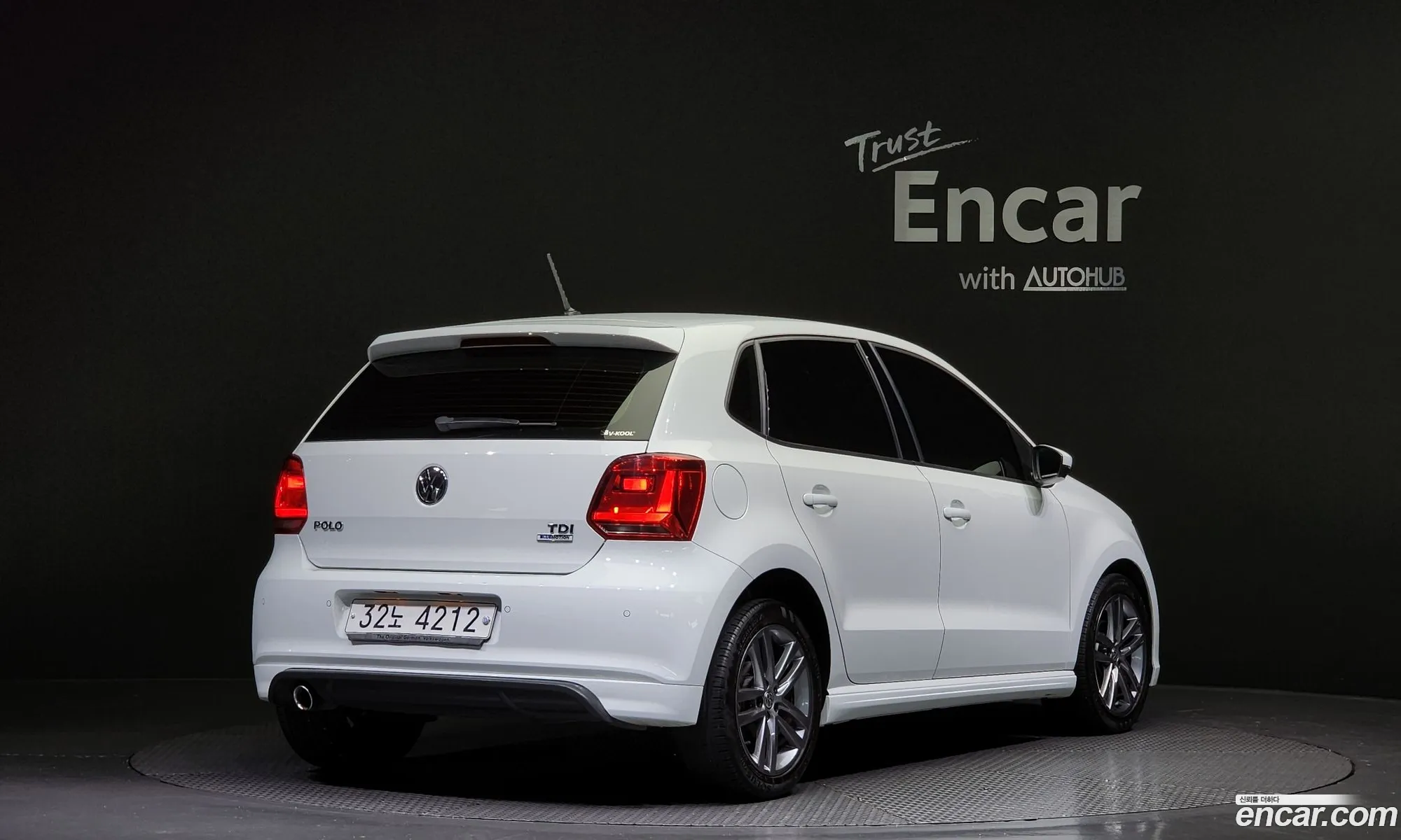 Volkswagen Polo 14 Tdi R-Line 5Th Generation - фотография 7869604