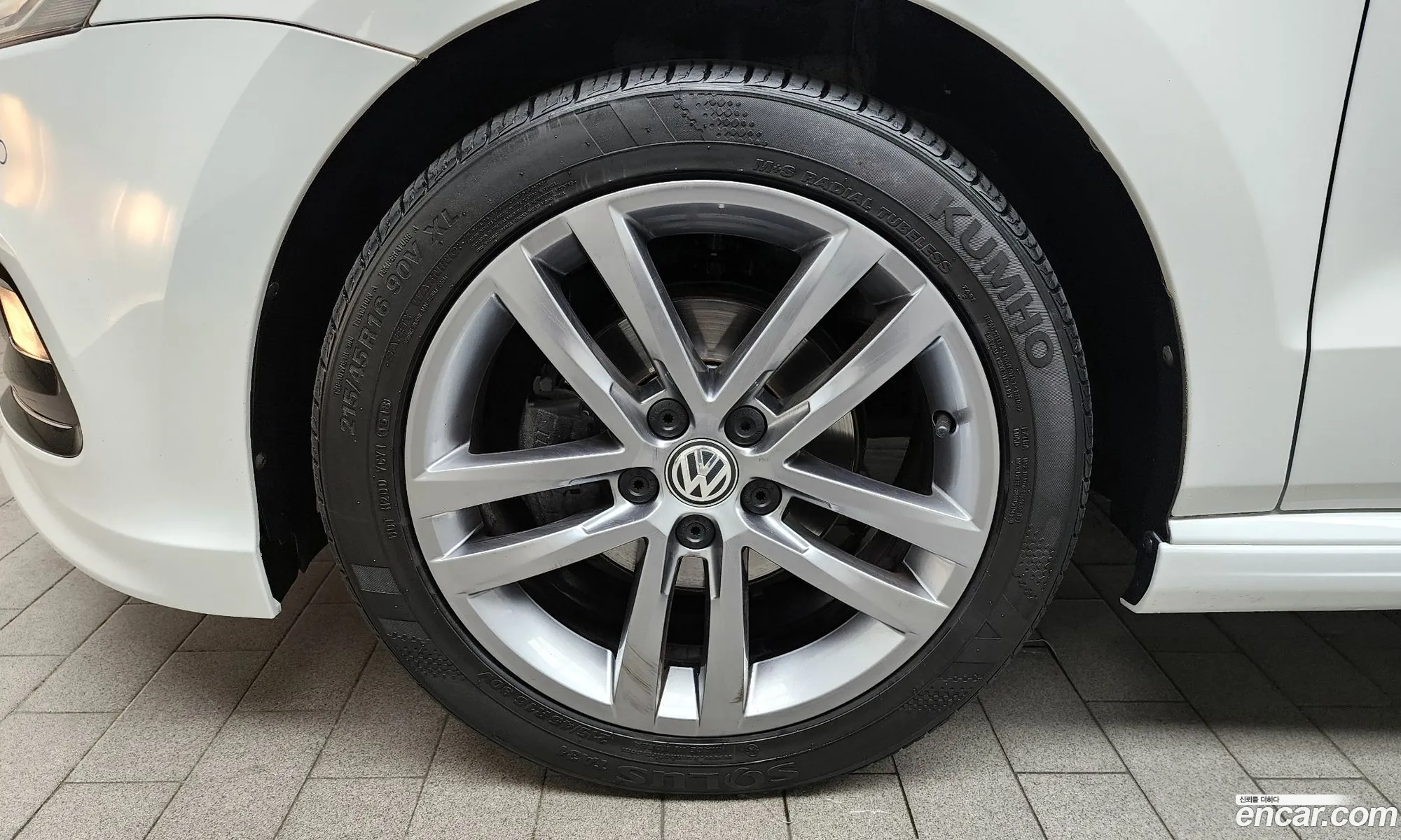 Volkswagen Polo 14 Tdi R-Line 5Th Generation - фотография 7869607
