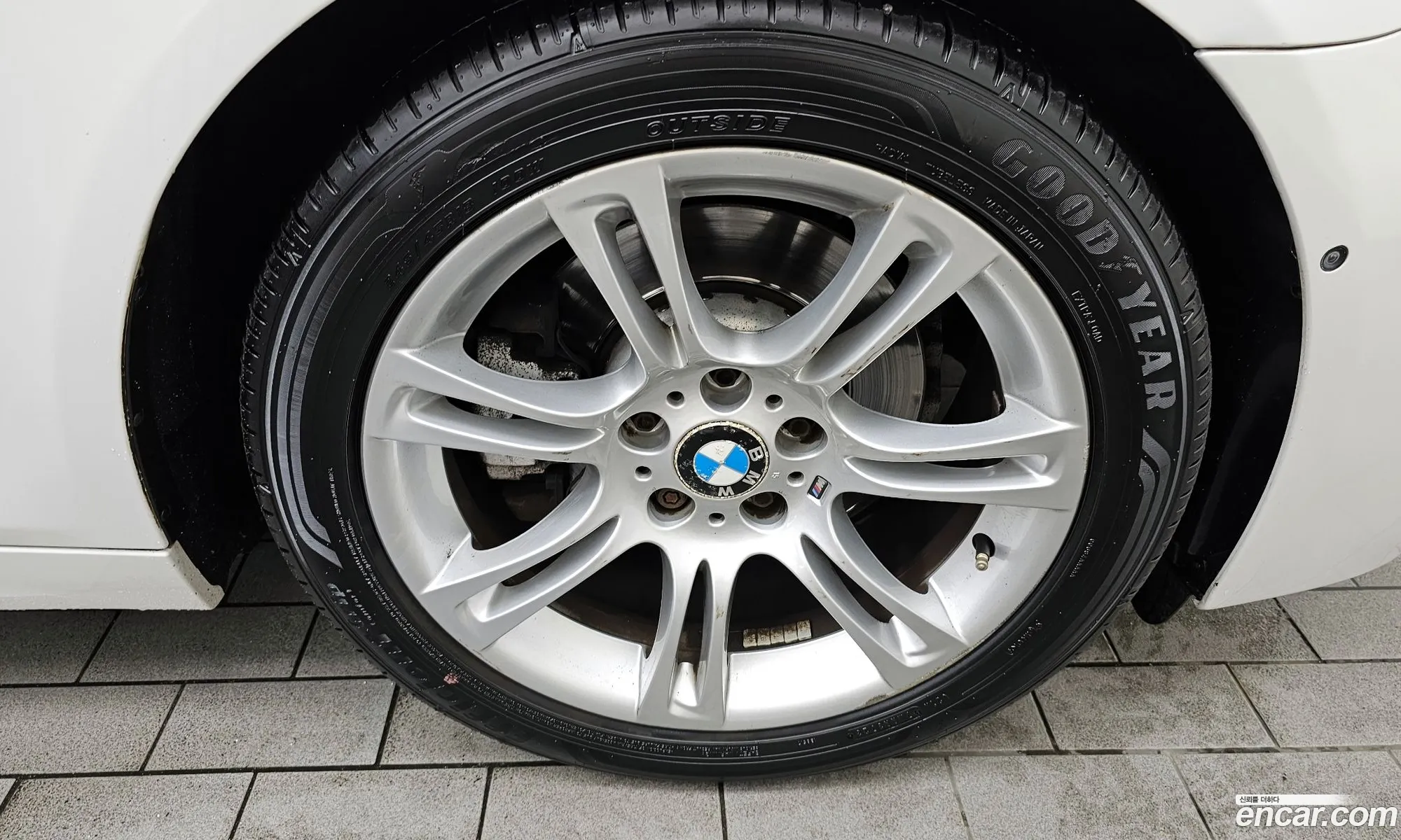 BMW 5 Series F10 528I M Sports - фотография 17256859