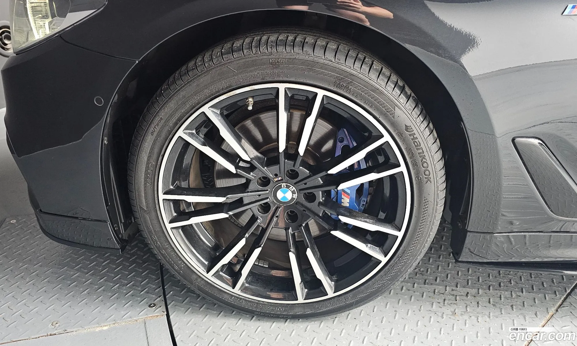 BMW 5 Series G30 530I xDrive M Sport Plus - фотография 18043226
