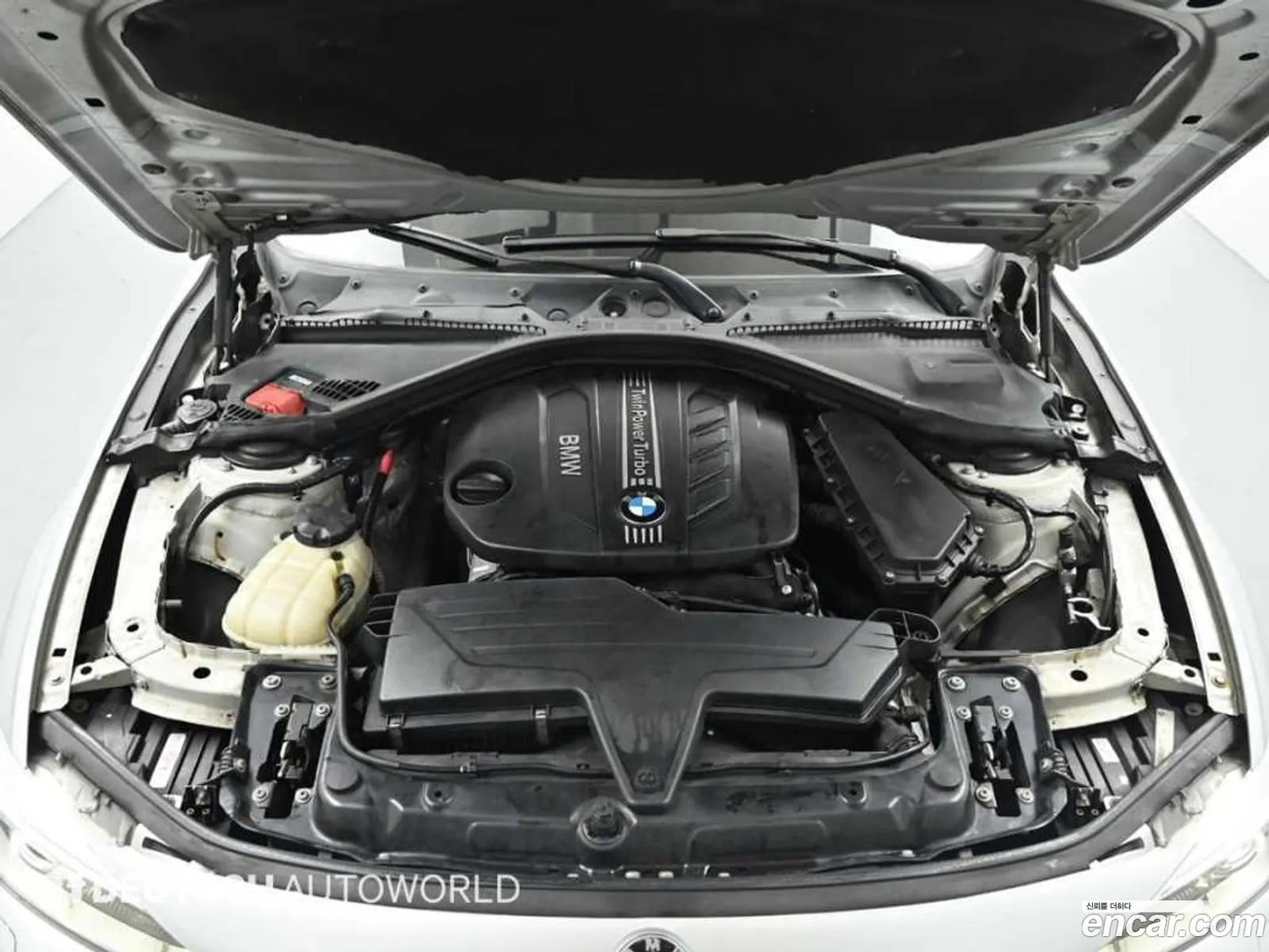 BMW 3 Series F30 320D xDrive - фотография 17825489