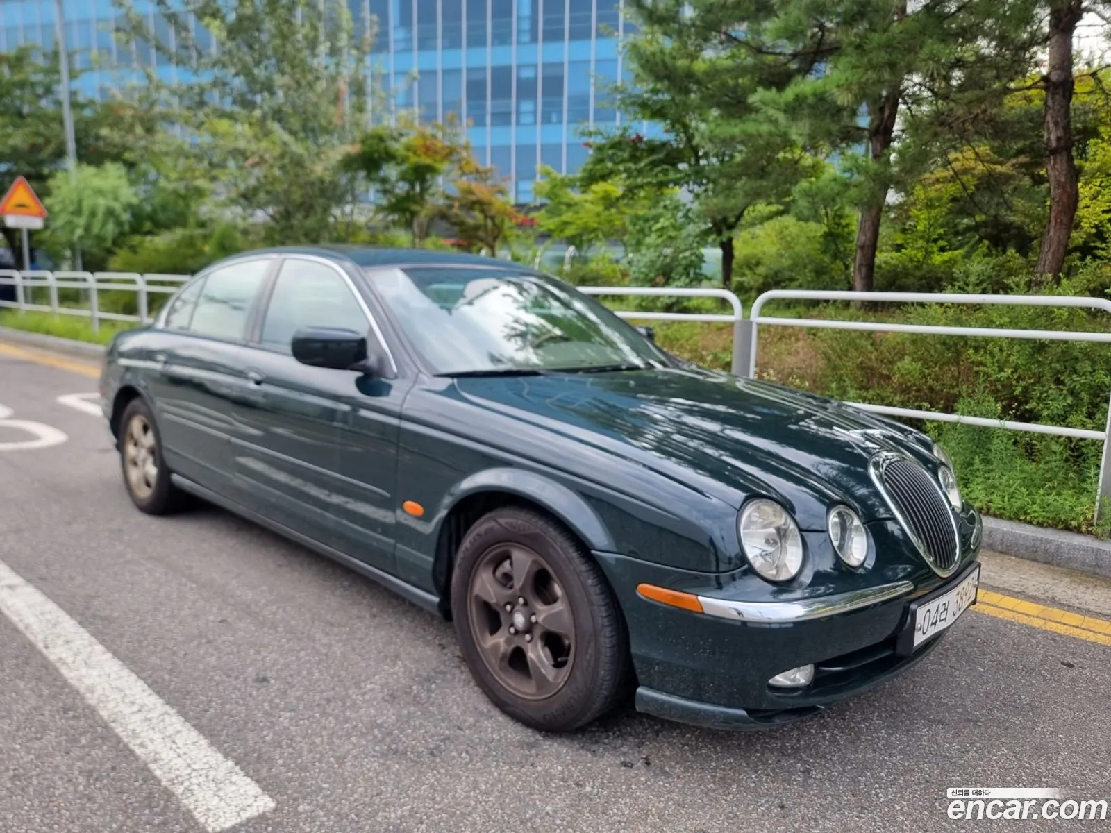 Jaguar S-Type 30 - фотография 3938959