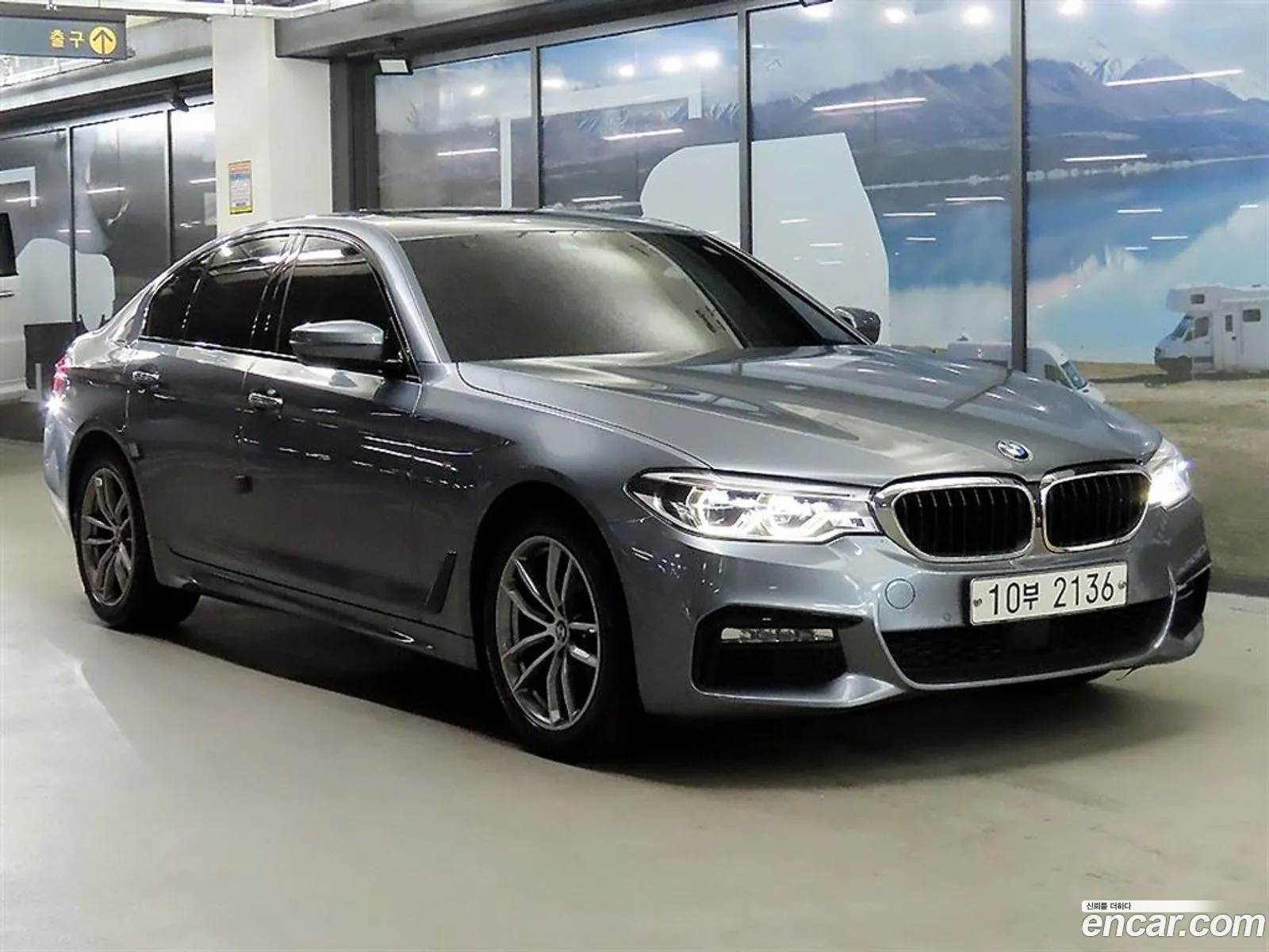 BMW 5 Series G30 520D xDrive M Sport Plus - фотография 6918235