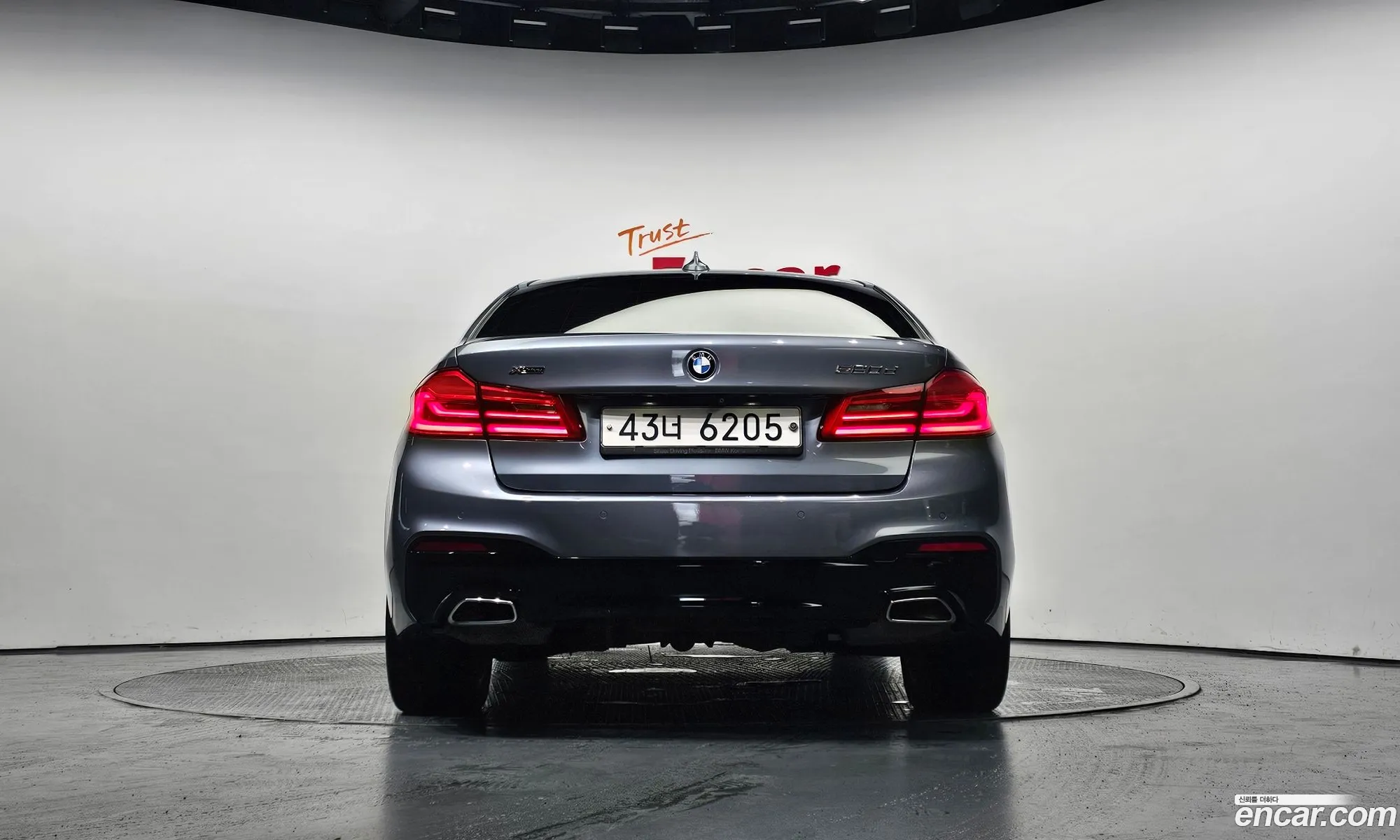 BMW 5 Series G30 520D xDrive M Sport Plus - фотография 18219179