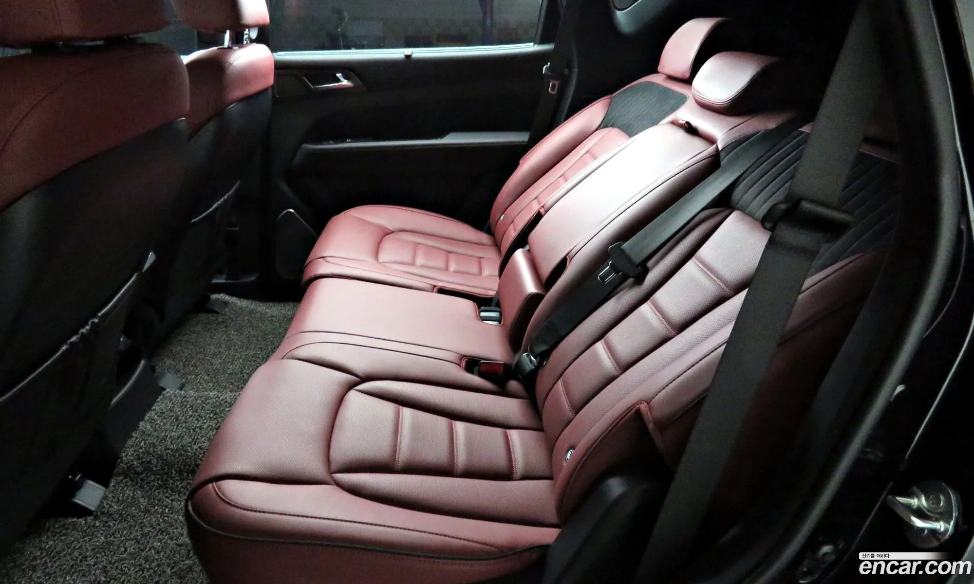 Kg Mobility Ssangyong Rexton New Arena Diesel 22 4Wd The Black - фотография 7221563