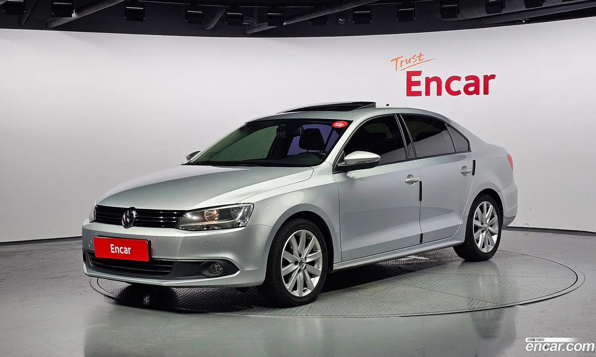 Volkswagen New Jetta 20 Tdi 6Th Generation - фотография 7757638