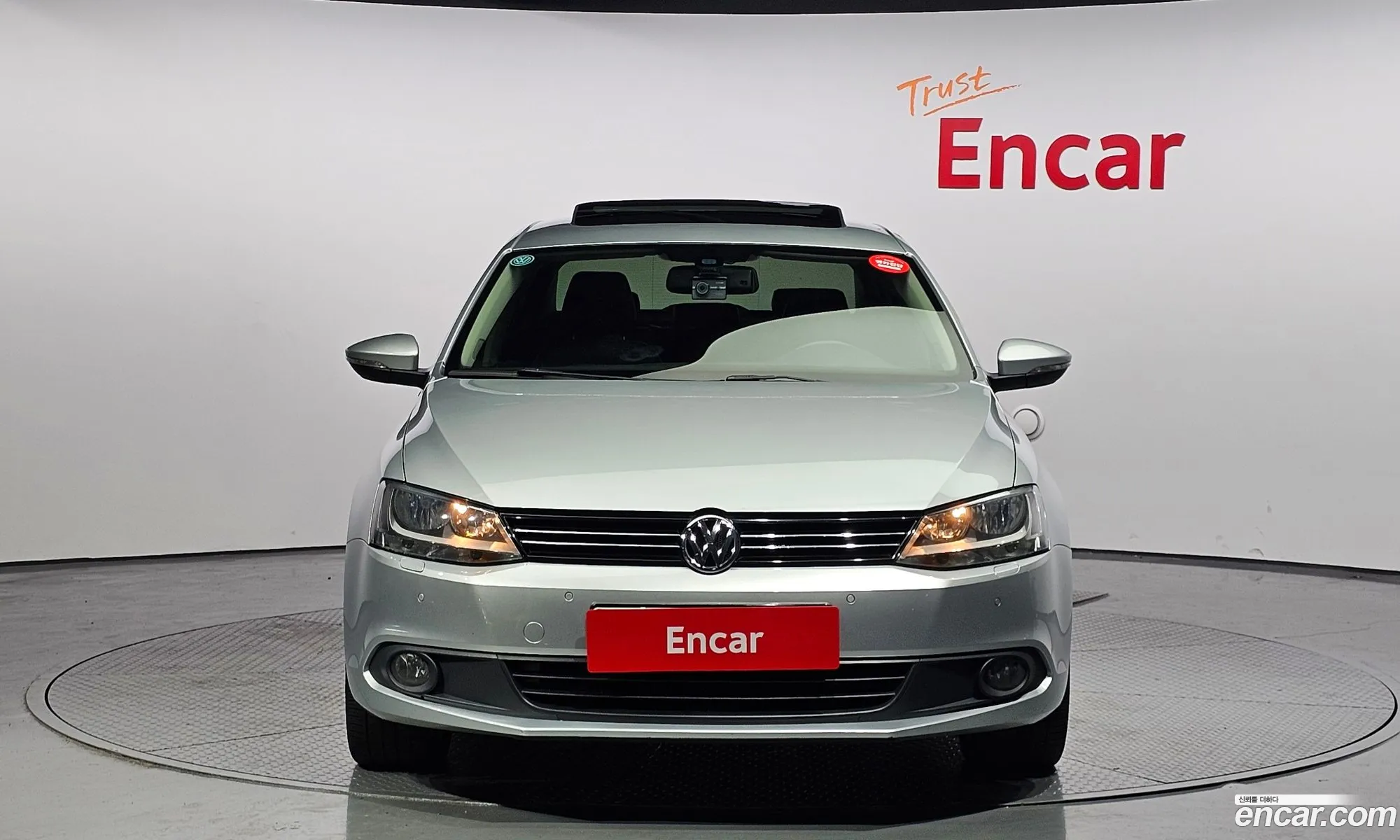 Volkswagen New Jetta 20 Tdi 6Th Generation - фотография 7757640