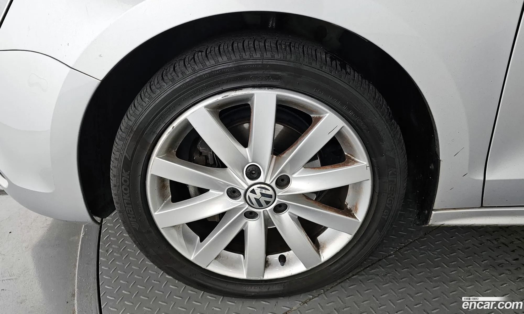 Volkswagen New Jetta 20 Tdi 6Th Generation - фотография 7757642