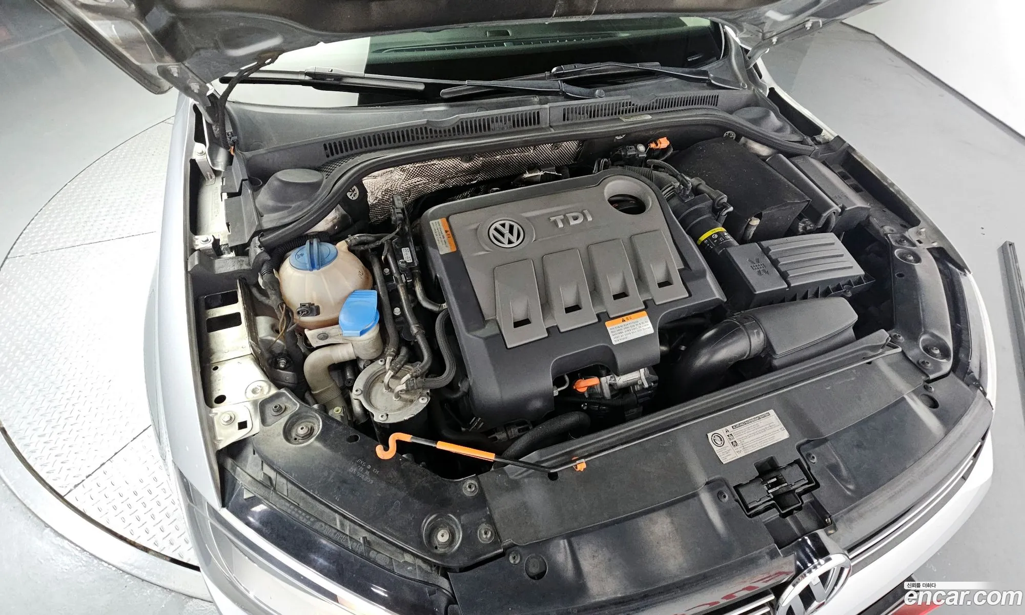 Volkswagen New Jetta 20 Tdi 6Th Generation - фотография 7757643