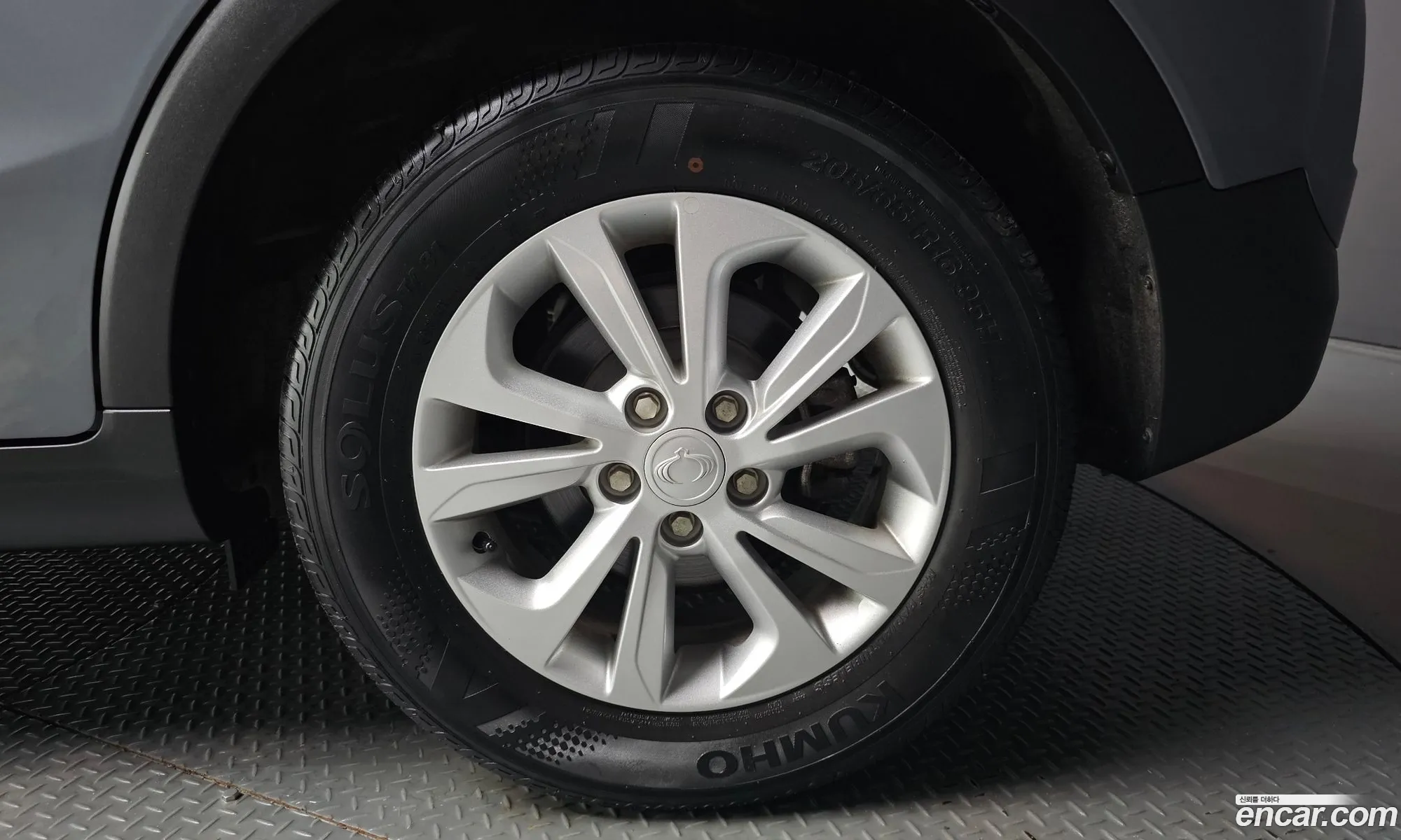 Kg Mobility Ssangyong Very New Tivoli Gasoline 15 2Wd V3 - фотография 8577230