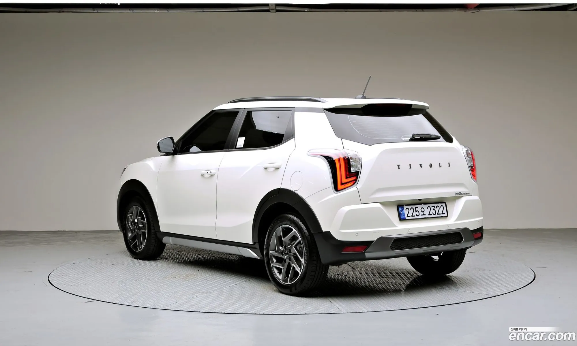 Kg Mobility Ssangyong The New Tivoli 15 2Wd V7 - фотография 6825936