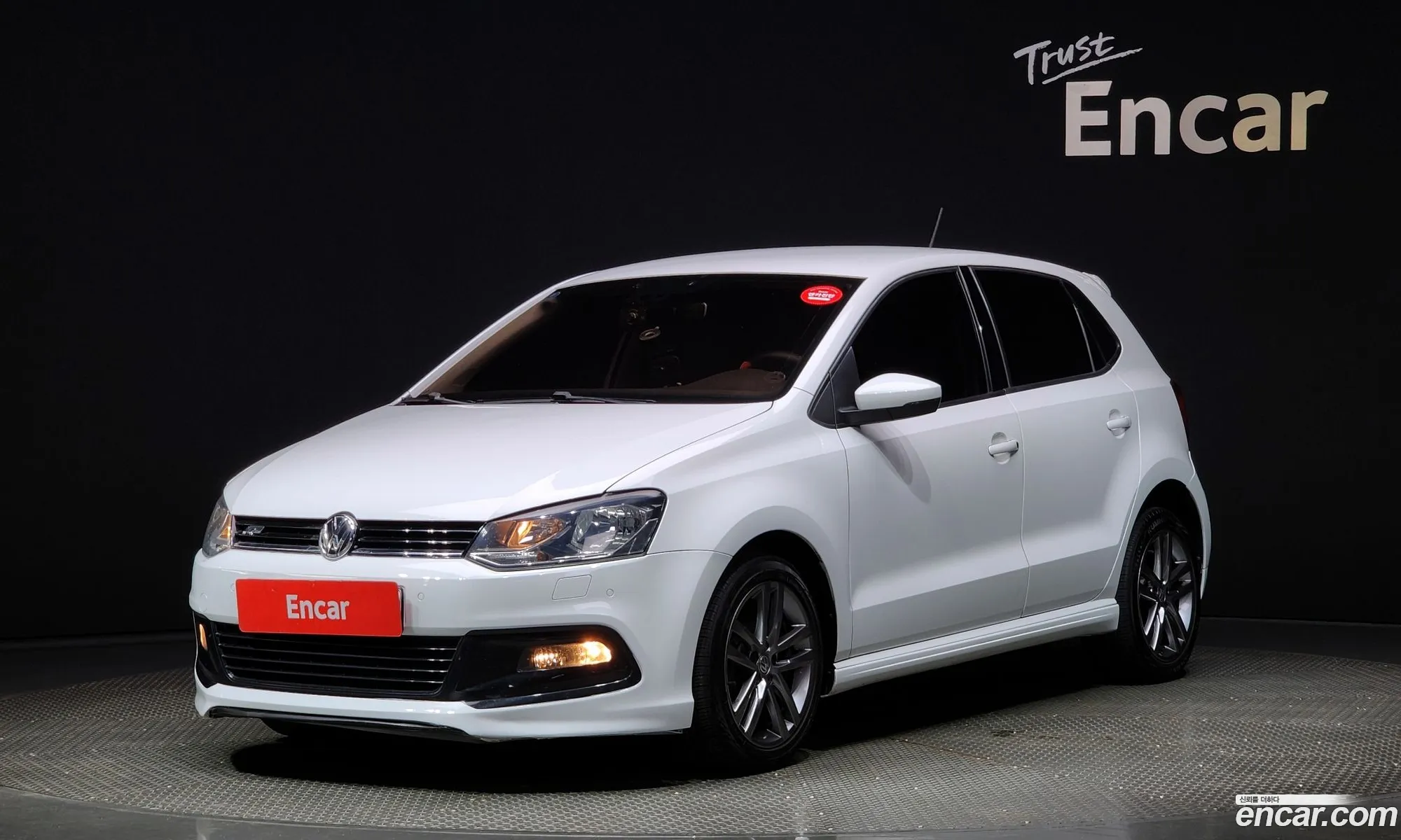 Volkswagen Polo 14 Tdi R-Line 5Th Generation - фотография 8551272