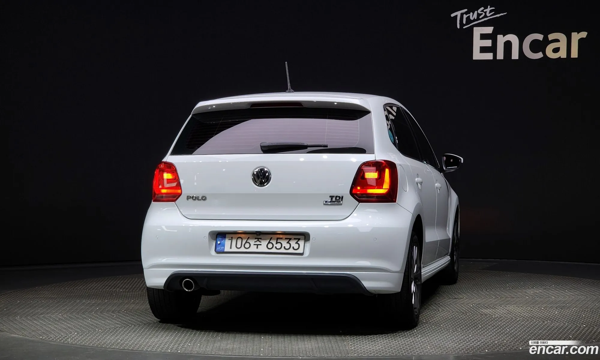 Volkswagen Polo 14 Tdi R-Line 5Th Generation - фотография 8551275