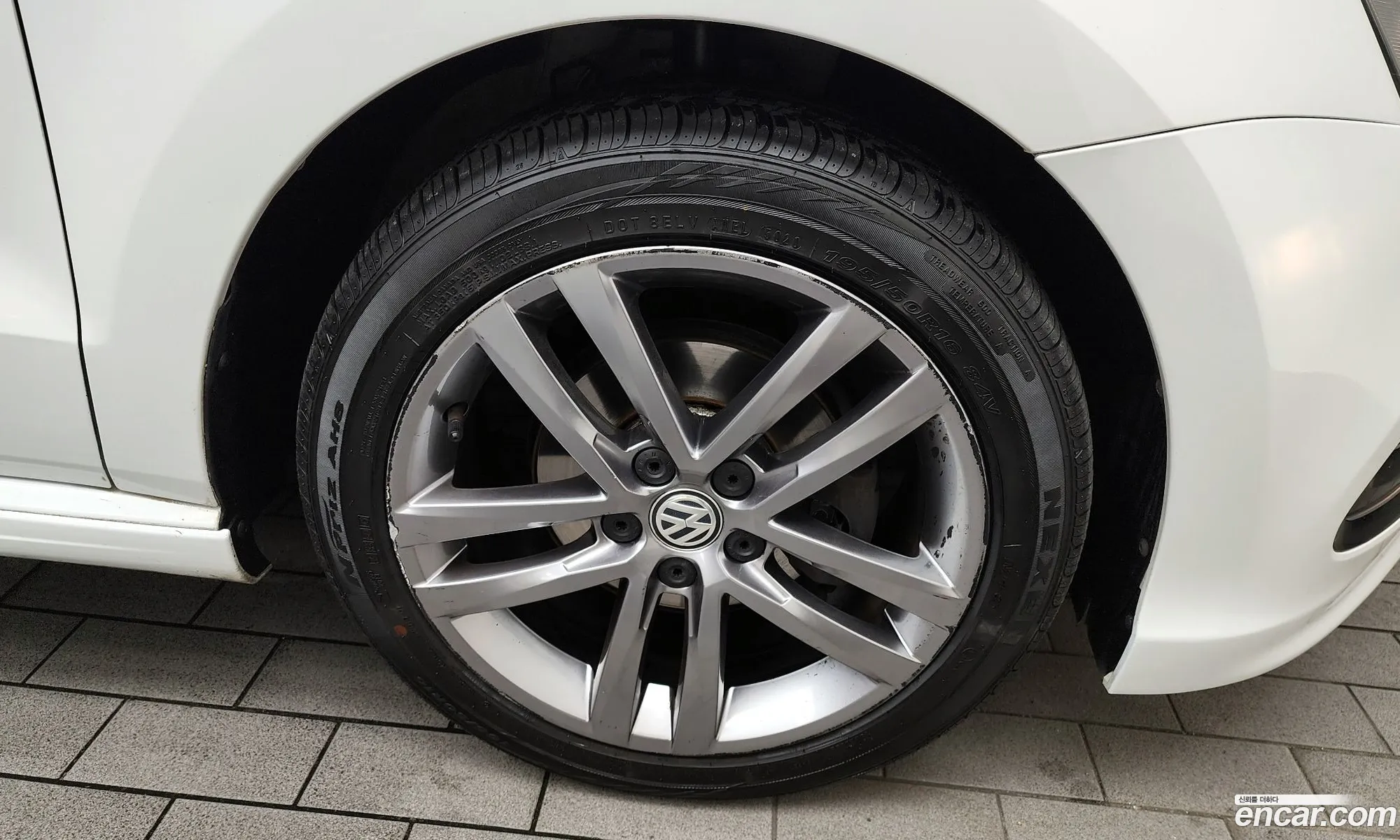 Volkswagen Polo 14 Tdi R-Line 5Th Generation - фотография 8551276