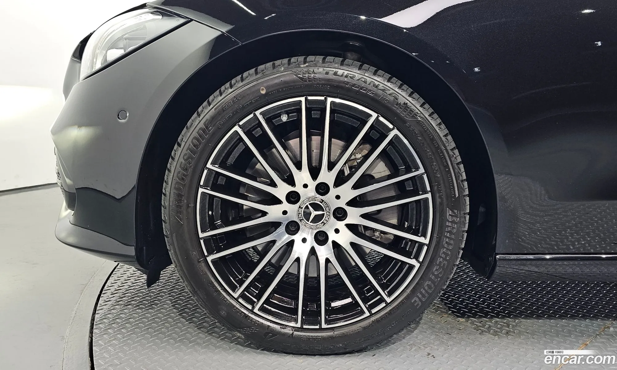 Mercedes C-Class W206 C300 4Matic Avant Garde - фотография 19180166