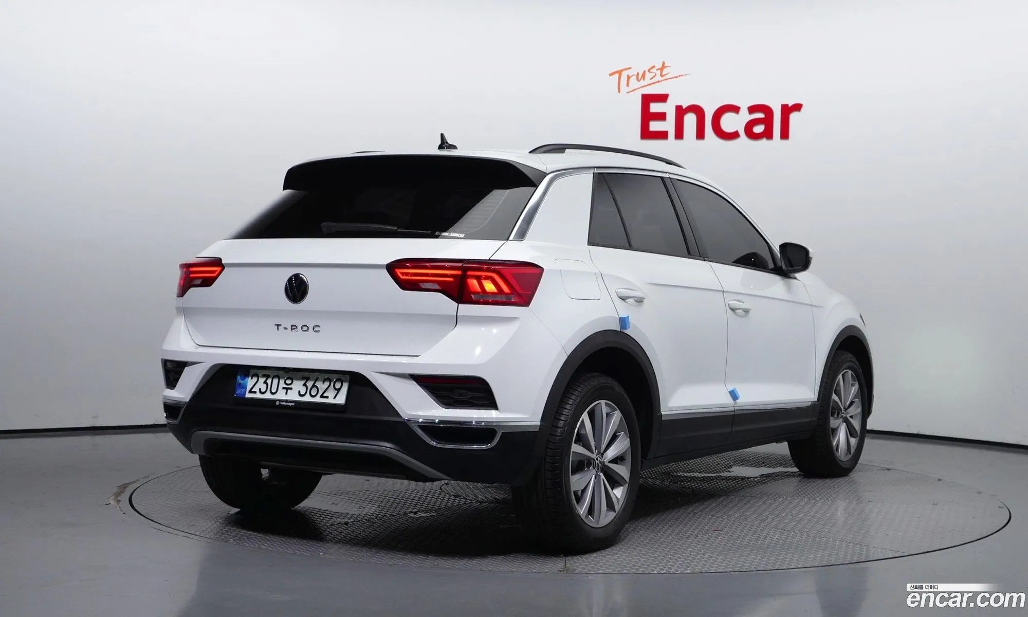 Volkswagen T-Roc 20 Tdi Style - фотография 7646610