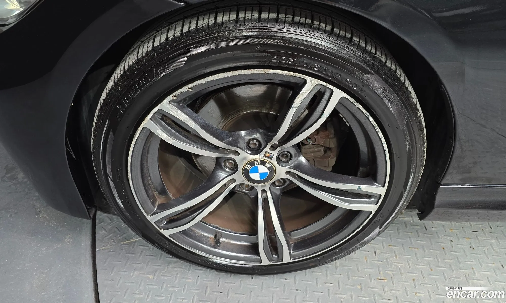 BMW 3 Series E90 320D Sedan - фотография 17352054
