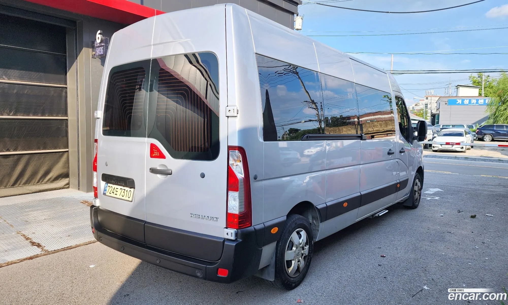 Renault Korea Samsung Master 23 15-Seater - фотография 6070668