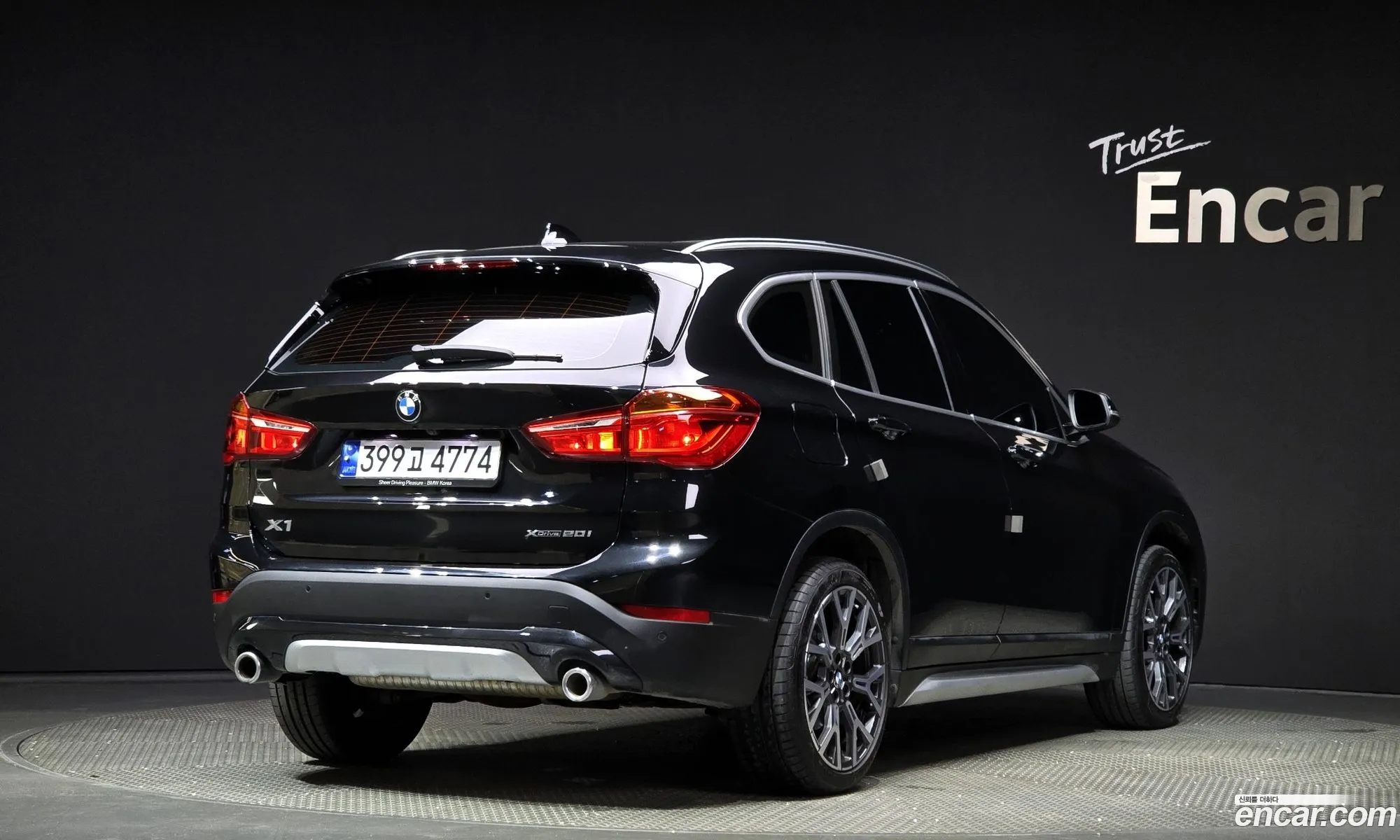 BMW X1 F48 xDrive 20I Xline - фотография 17409537