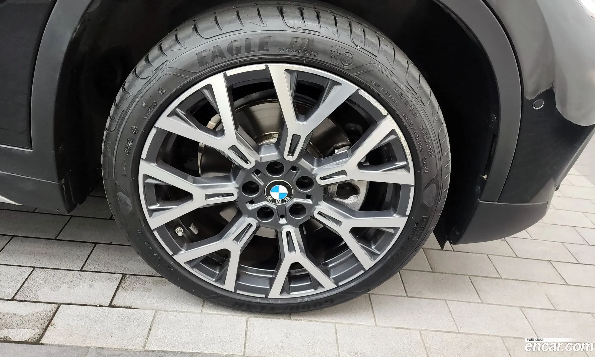 BMW X1 F48 xDrive 20I Xline - фотография 17409540