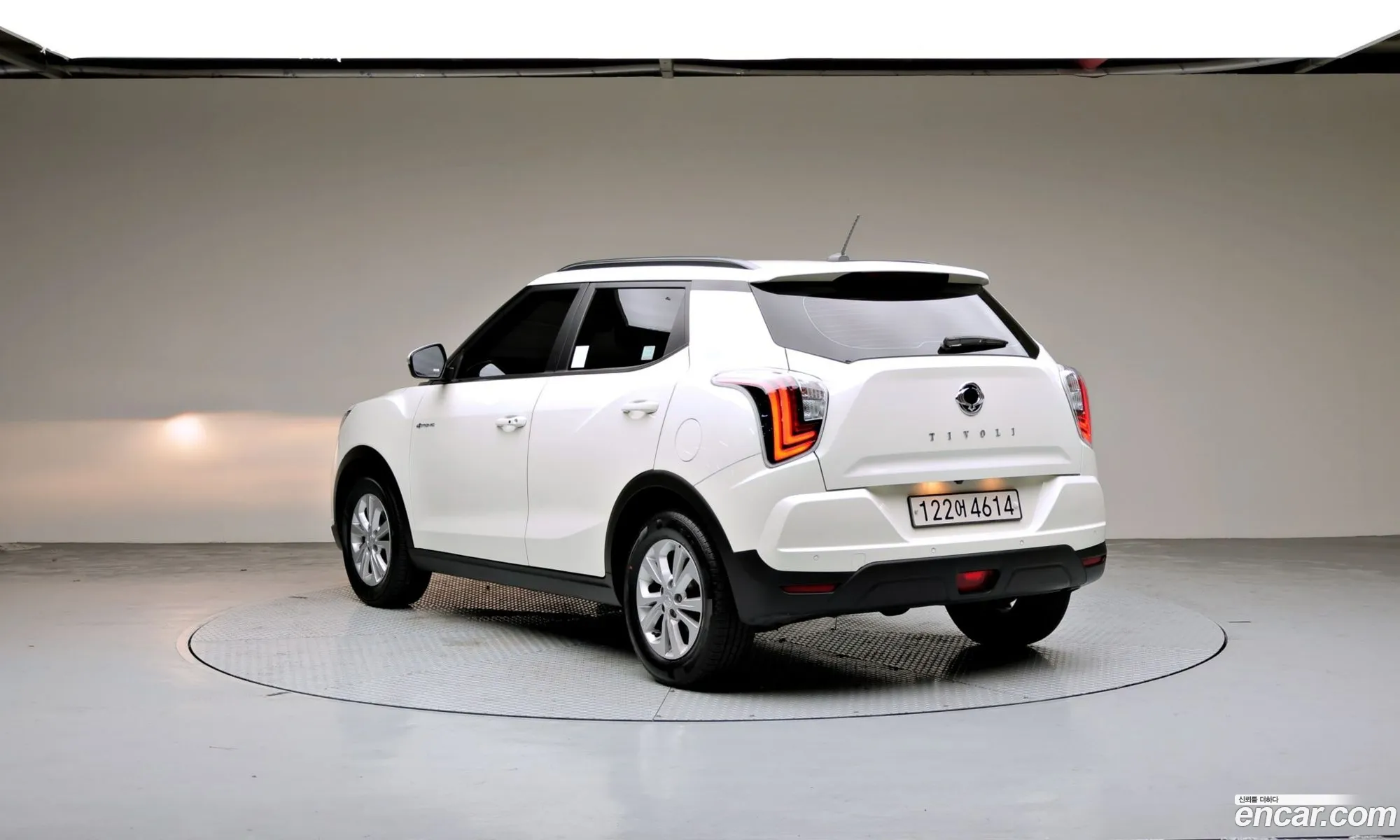 Kg Mobility Ssangyong Very New Tivoli Gasoline 15 4Wd V3 - фотография 7497018
