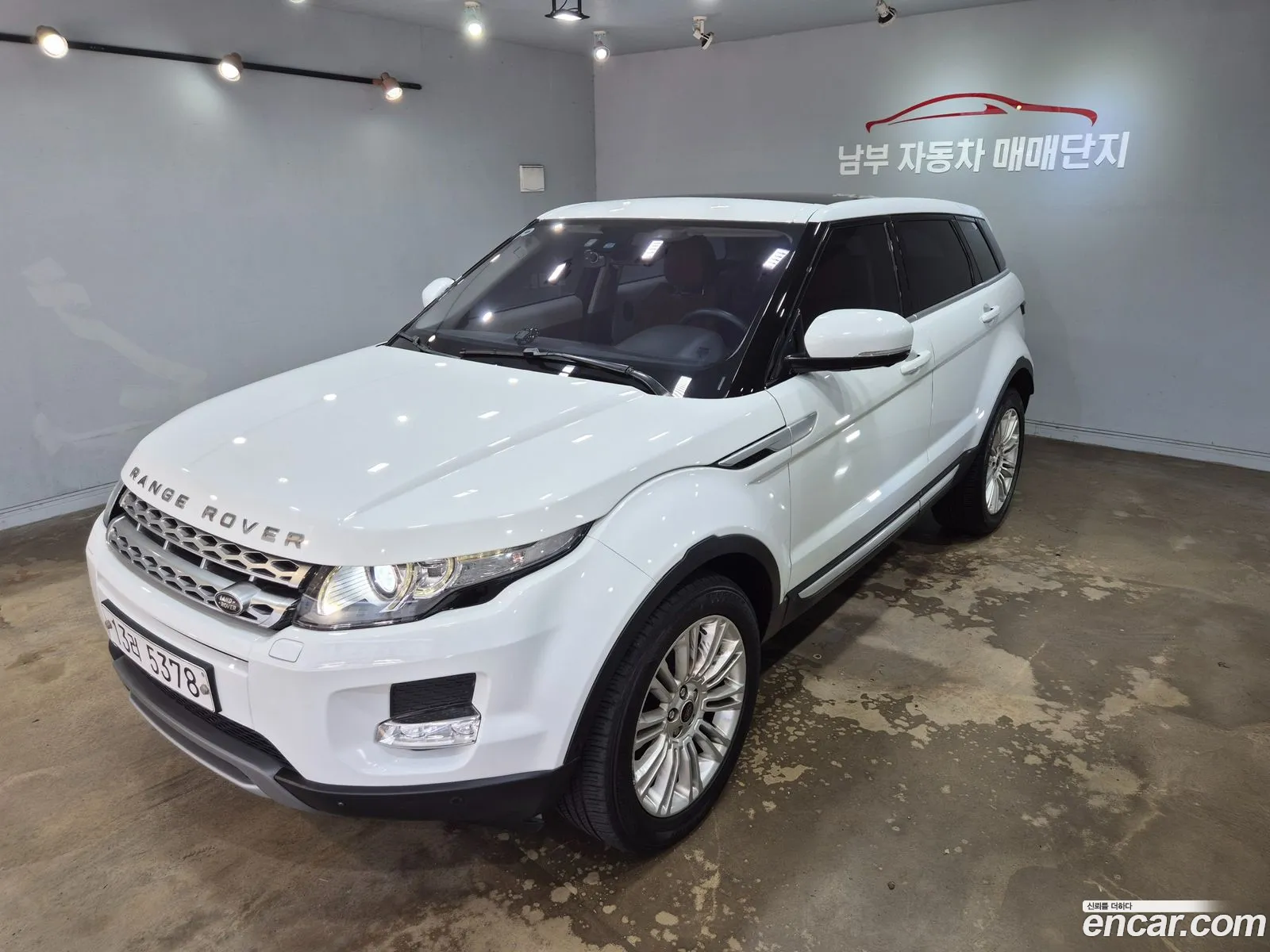 Land Rover Range Rover Evoque 22 Sd4 Prestige - фотография 7335336