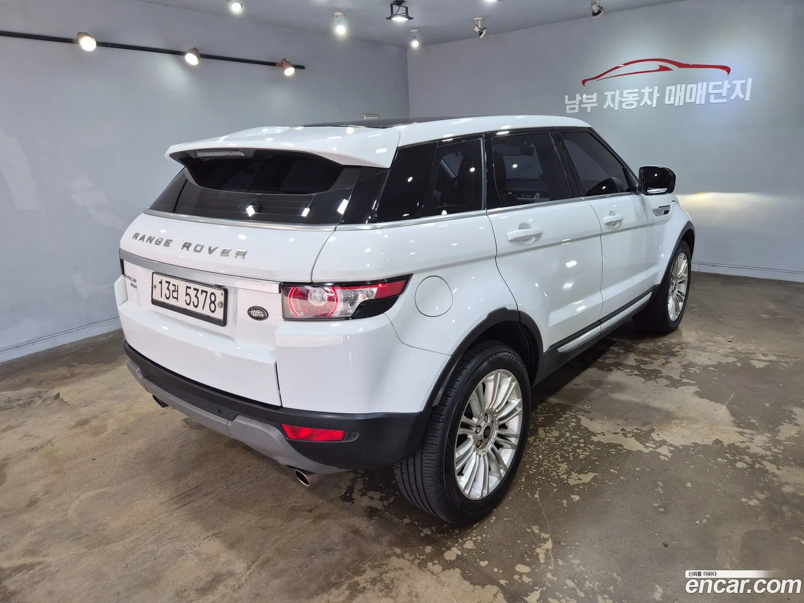 Land Rover Range Rover Evoque 22 Sd4 Prestige - фотография 7335337